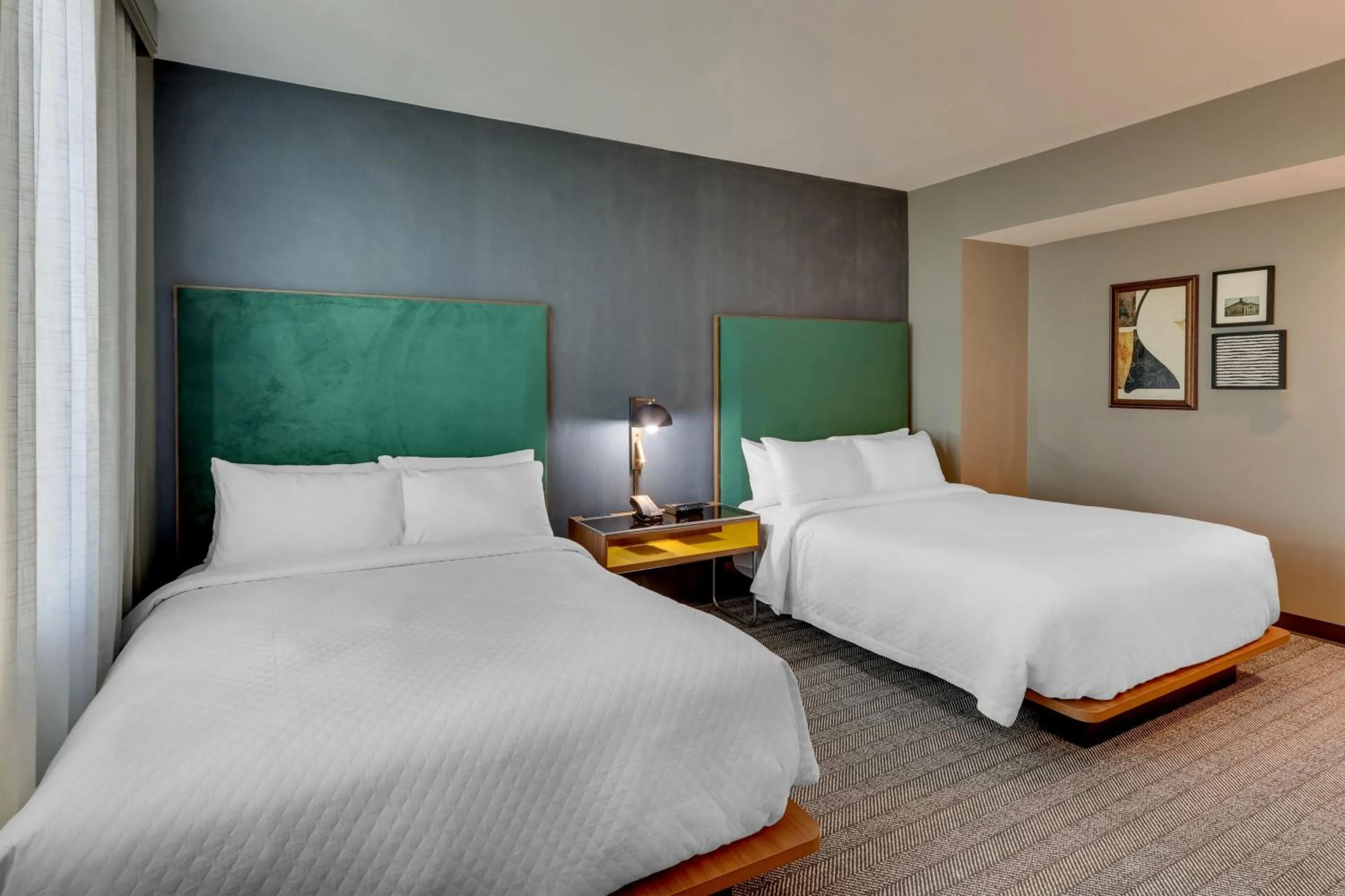 Photo of the whole room, Bed in The Threefoot Hotel, Meridian, a Tribute Portfolio Hotel