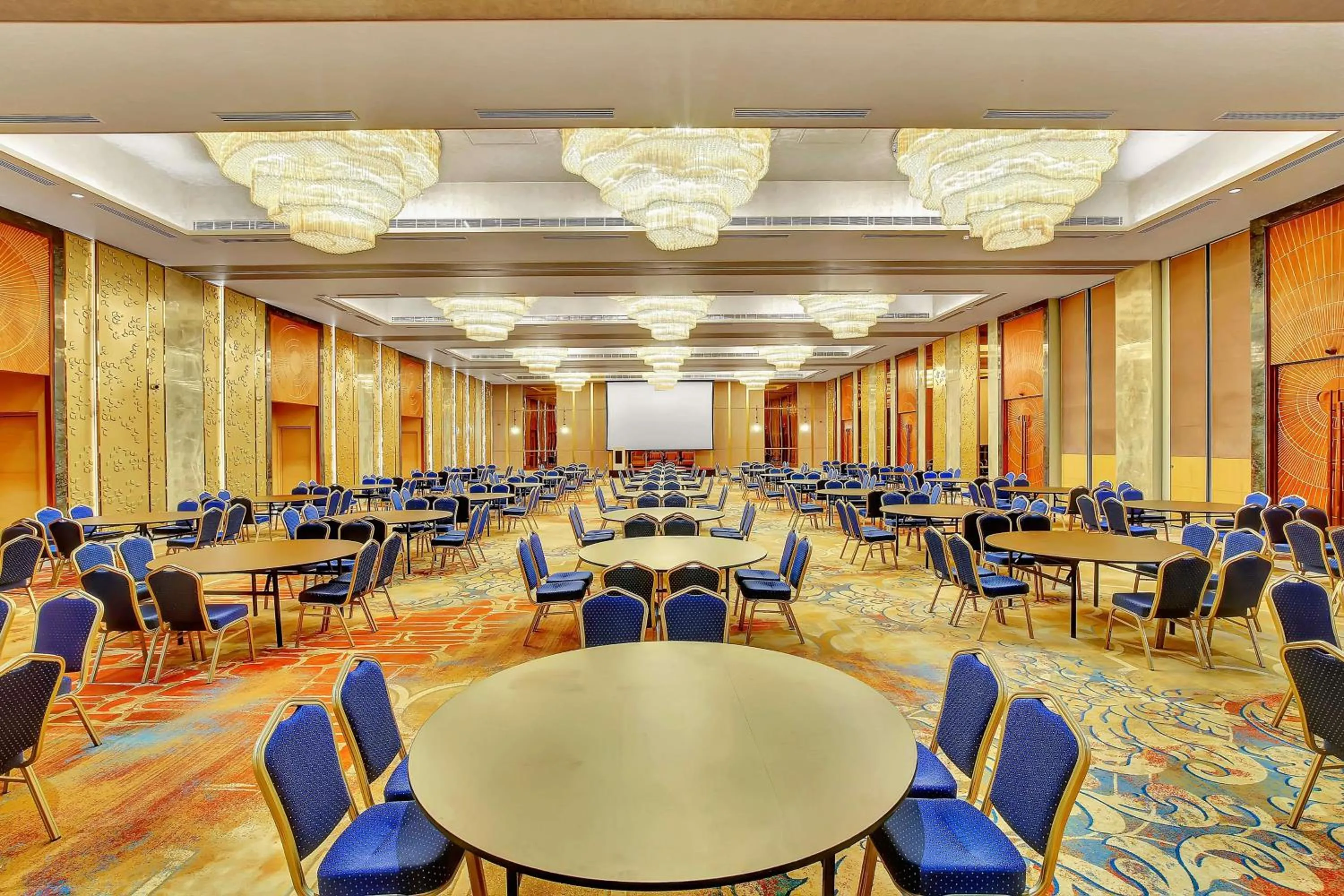 Banquet/Function facilities in Radisson RED Chandigarh Mohali