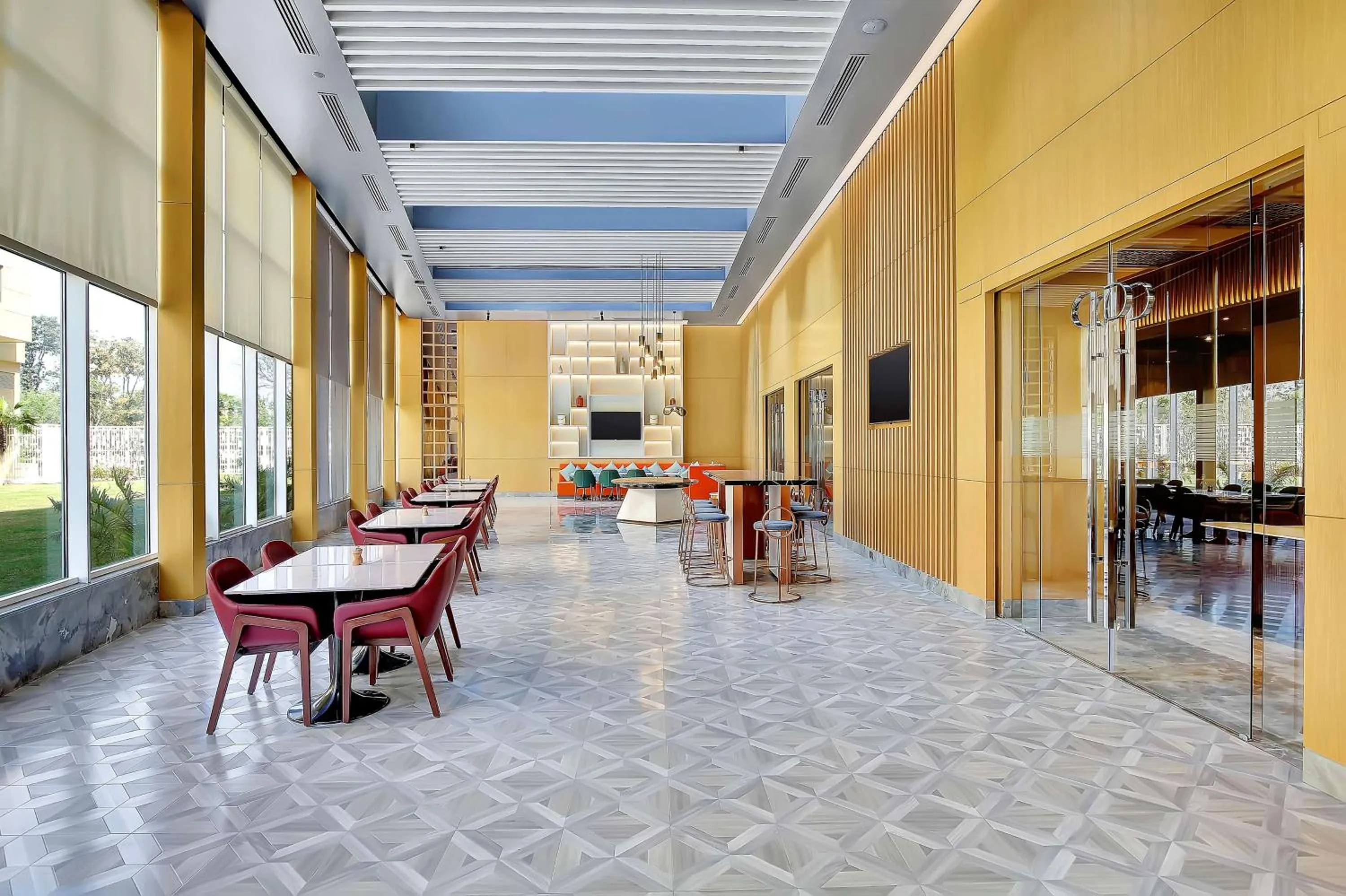 Restaurant/places to eat in Radisson RED Chandigarh Mohali