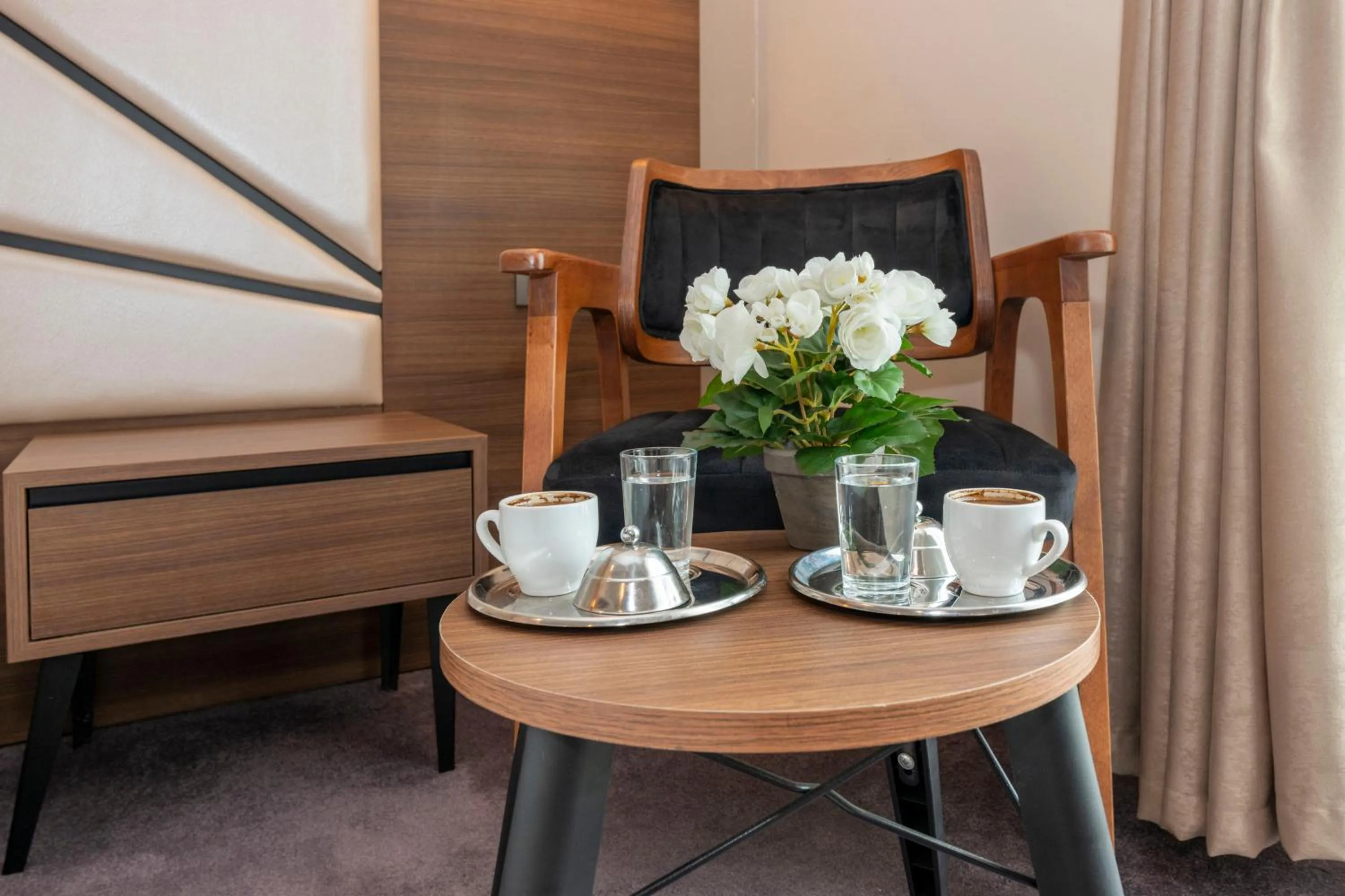 room service in Litros Hotel & Spa