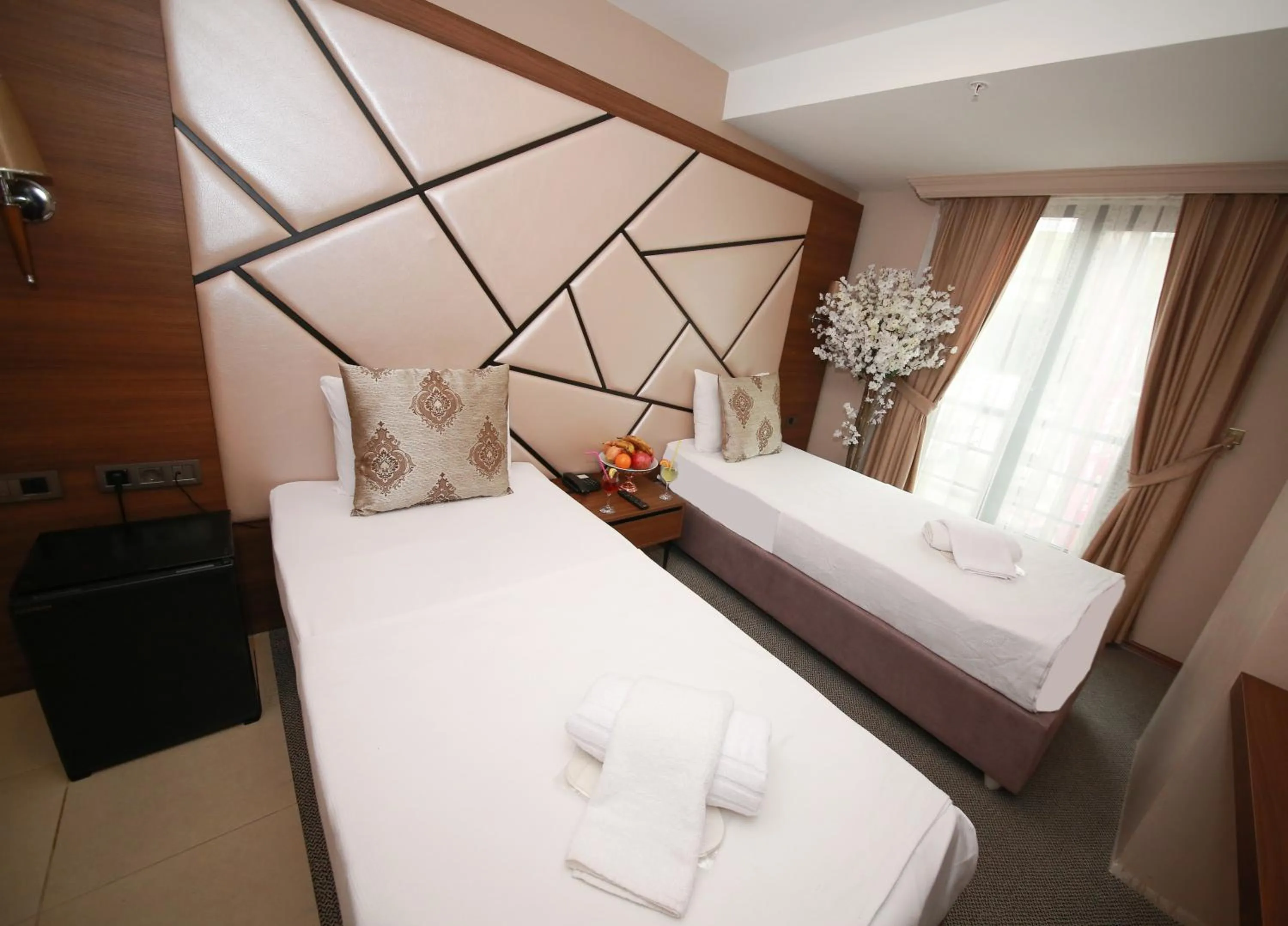 Massage, Bed in Litros Hotel & Spa