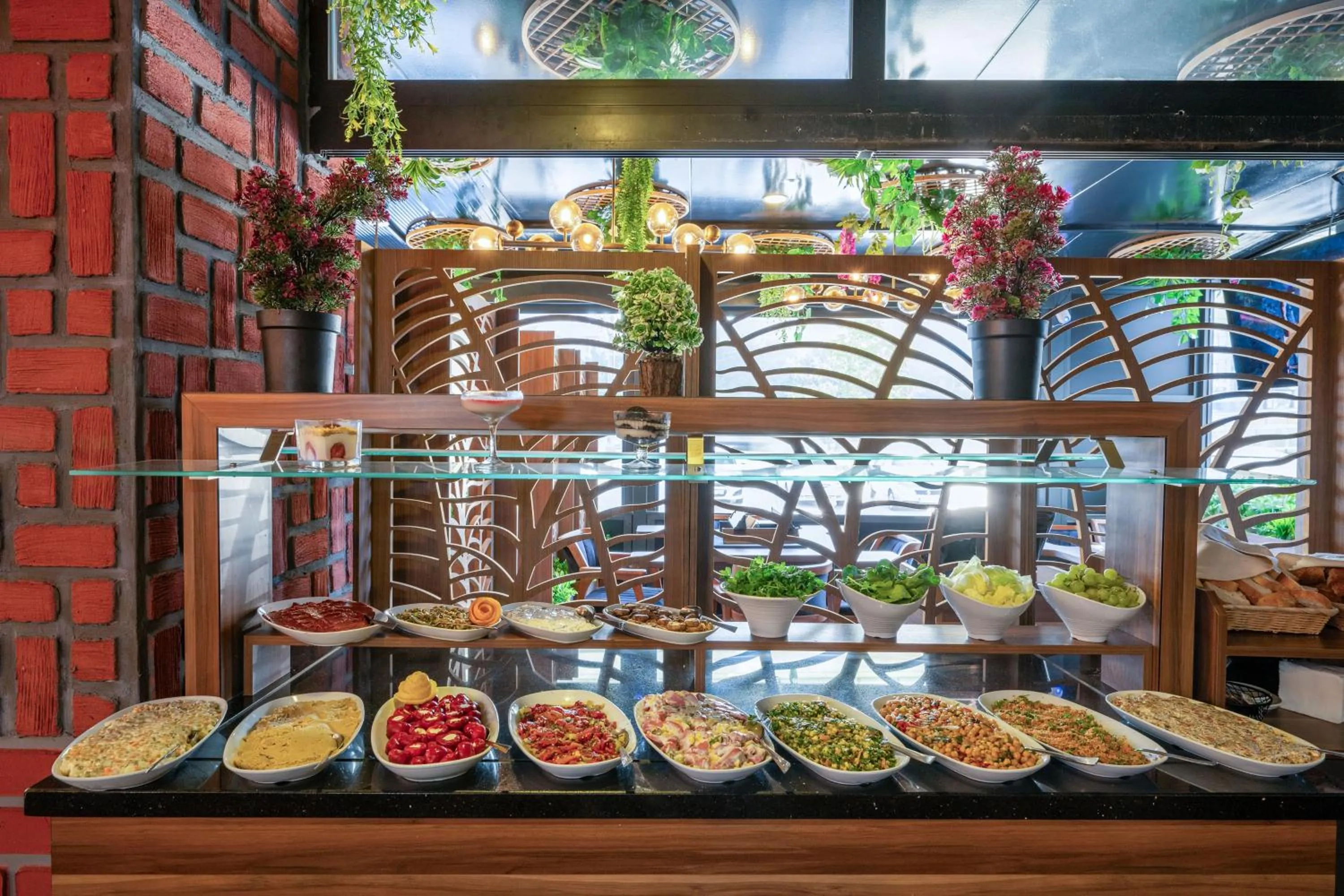 Buffet breakfast in Litros Hotel & Spa