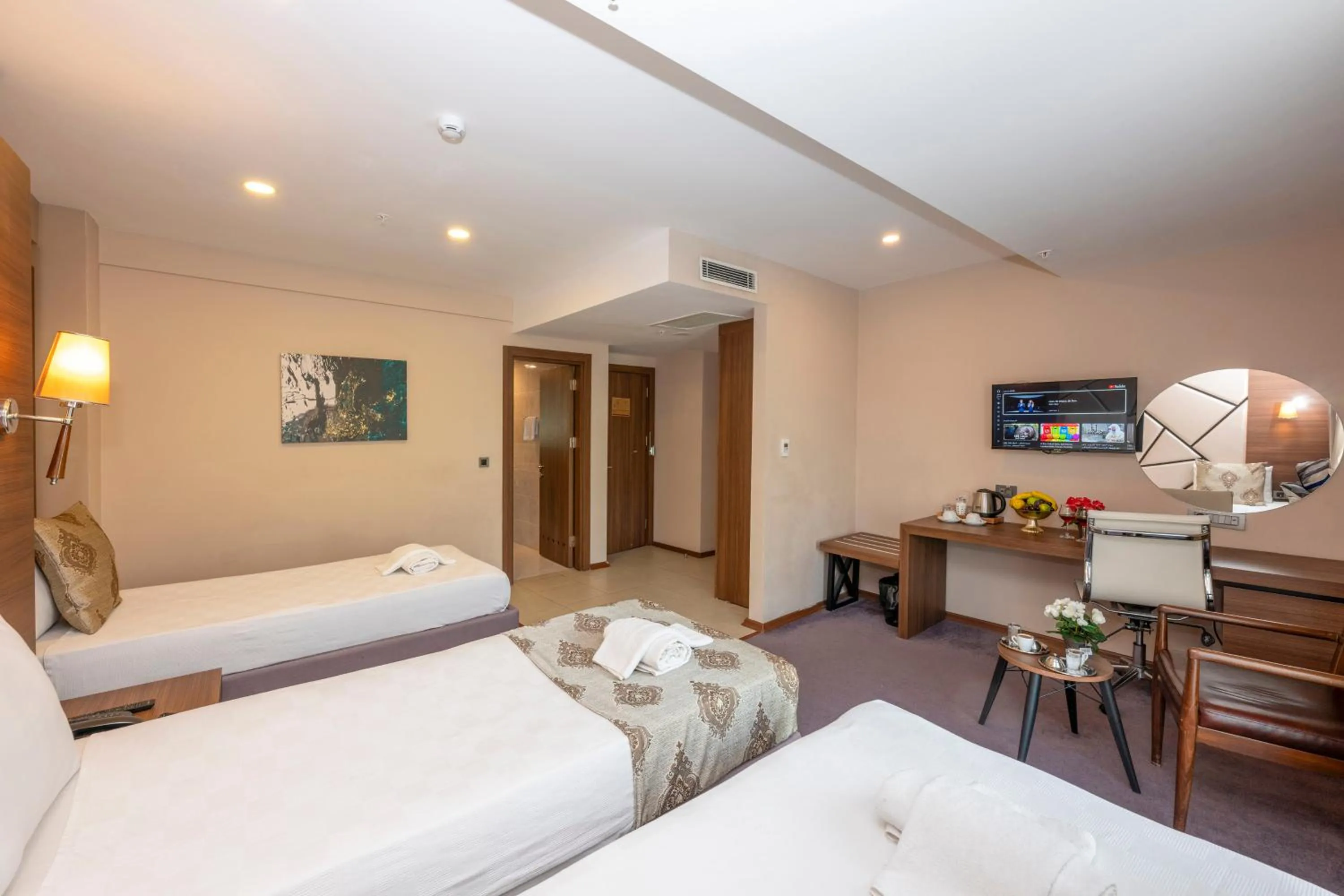 Massage, Bed in Litros Hotel & Spa