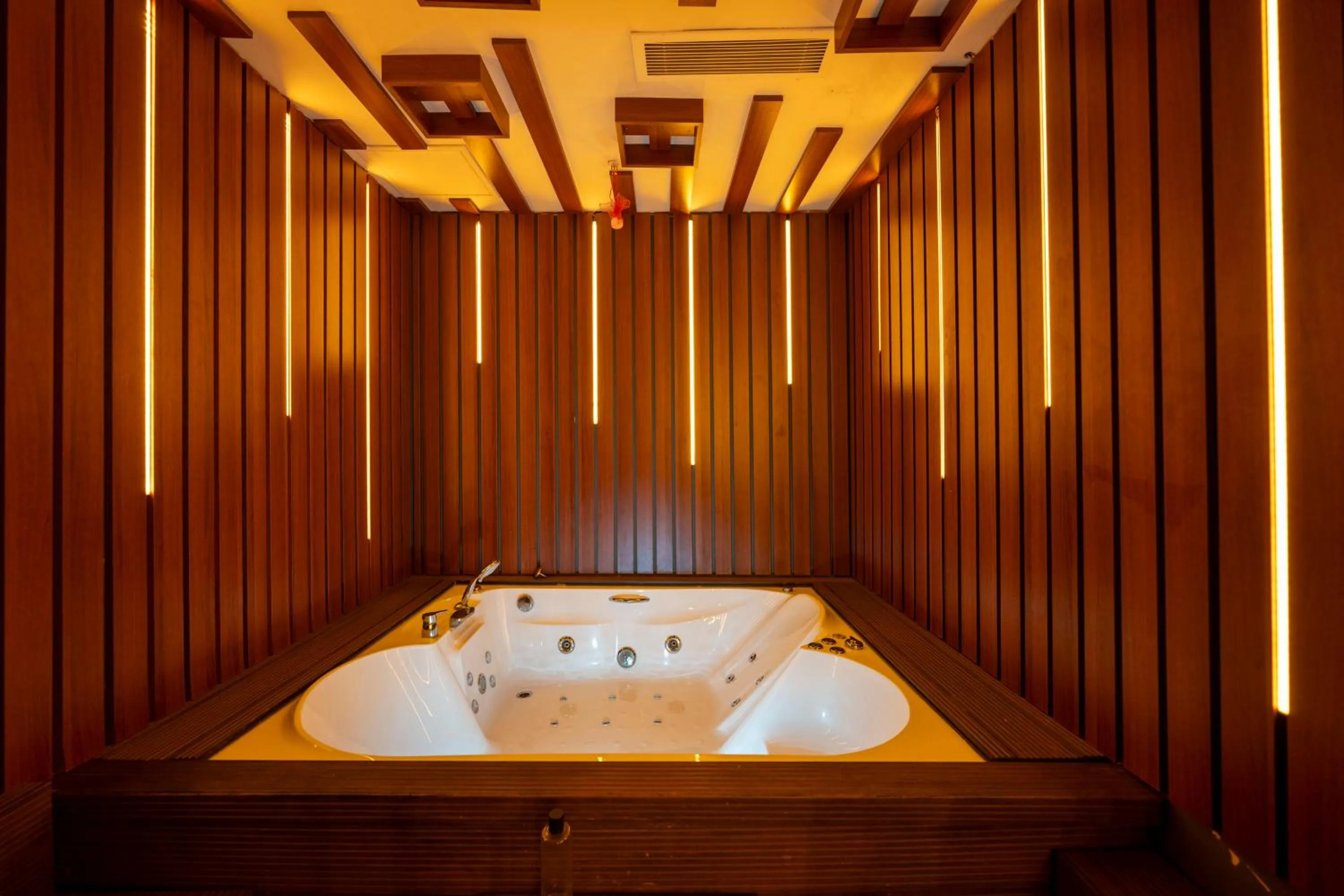 Spa and wellness centre/facilities in Litros Hotel & Spa