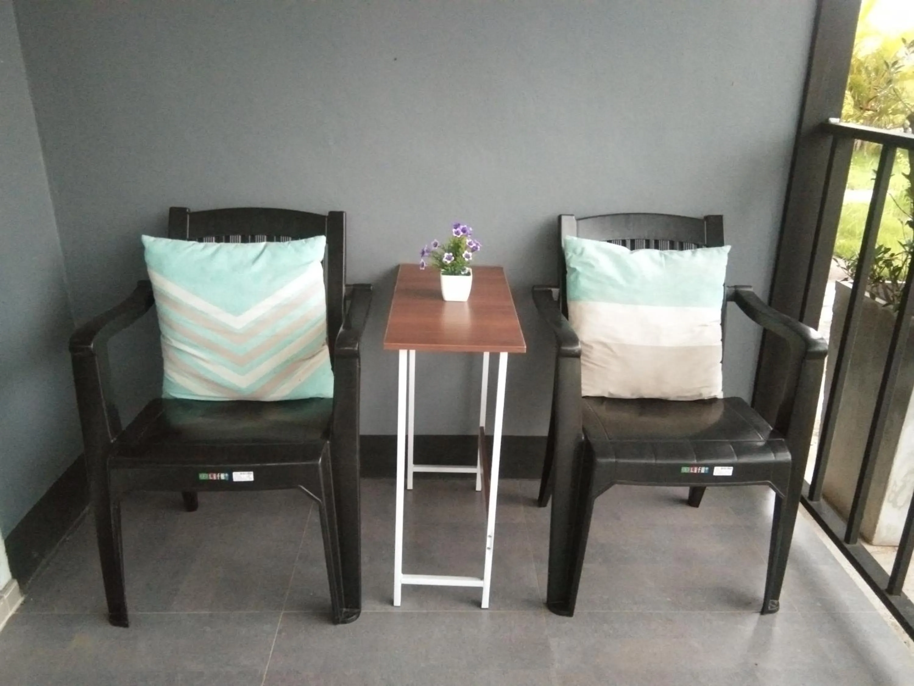 Seating area in Cessna Park Resort and Hotel