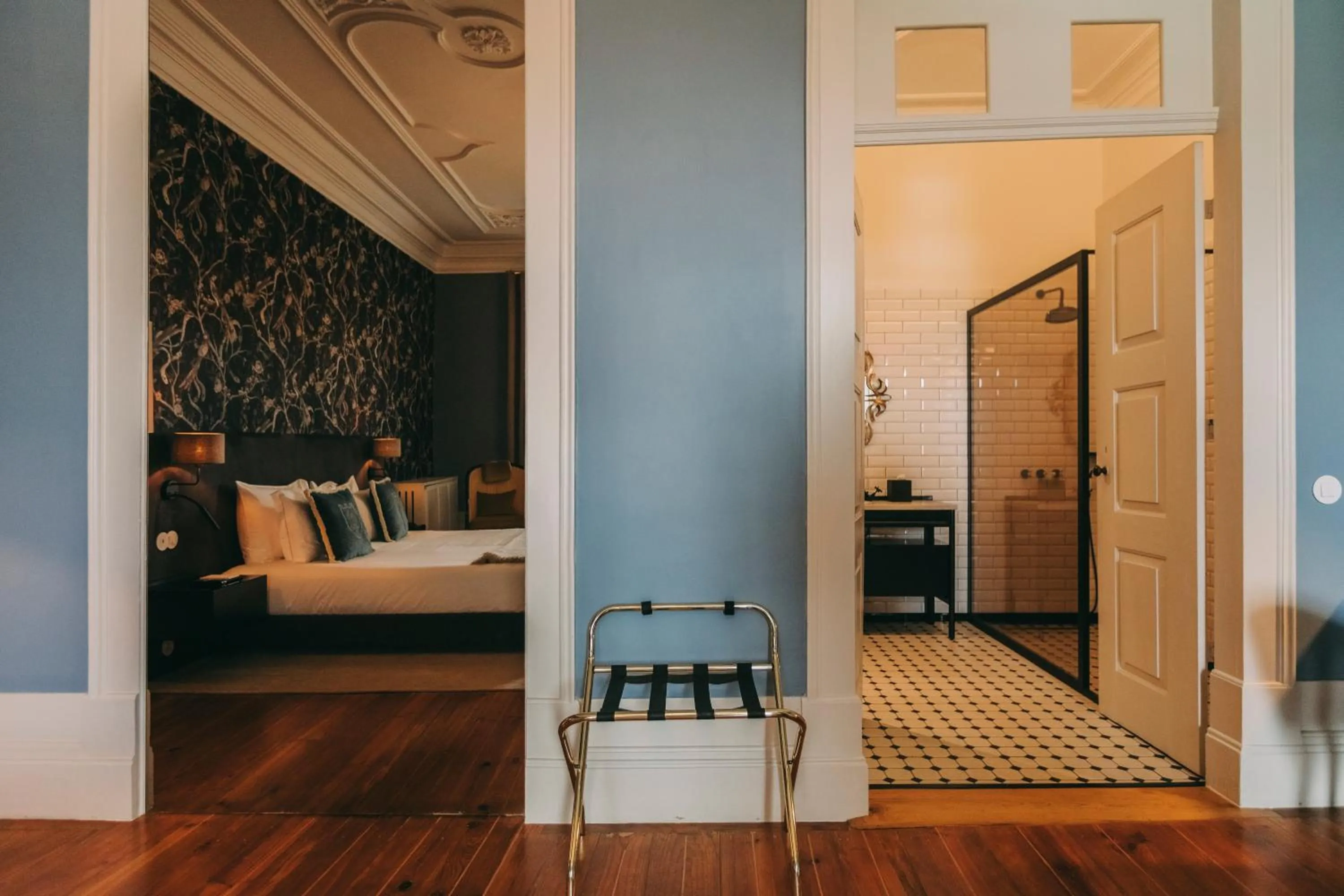 Bedroom, Bed in Torel Royal Court