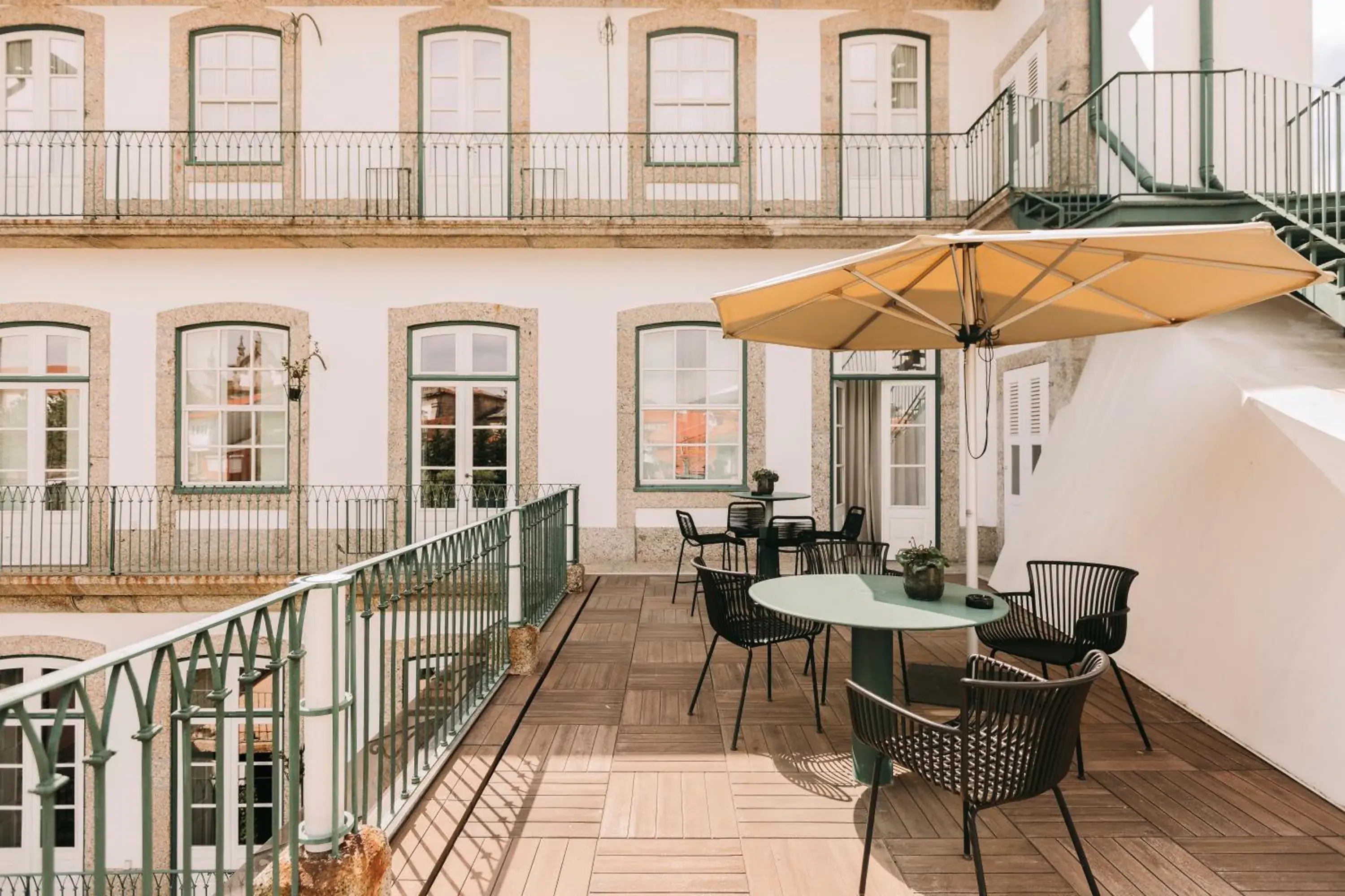 Junior Suite with Hot Tub in Torel Royal Court Junior Suite with Hot Tub in Torel Royal Court