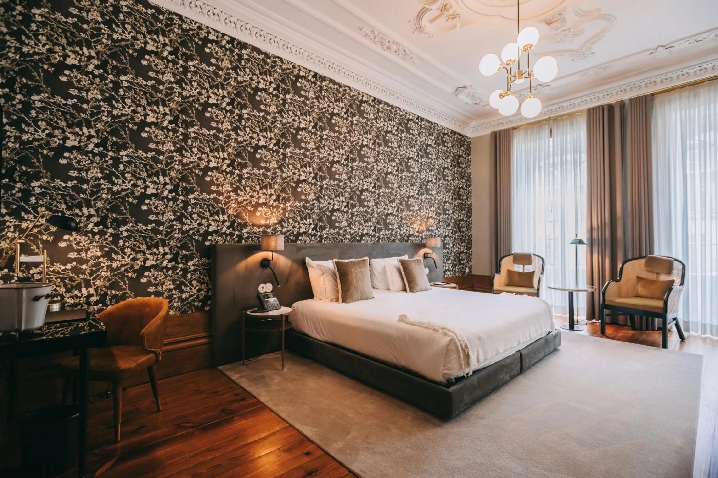 Bedroom, Bed in Torel Royal Court