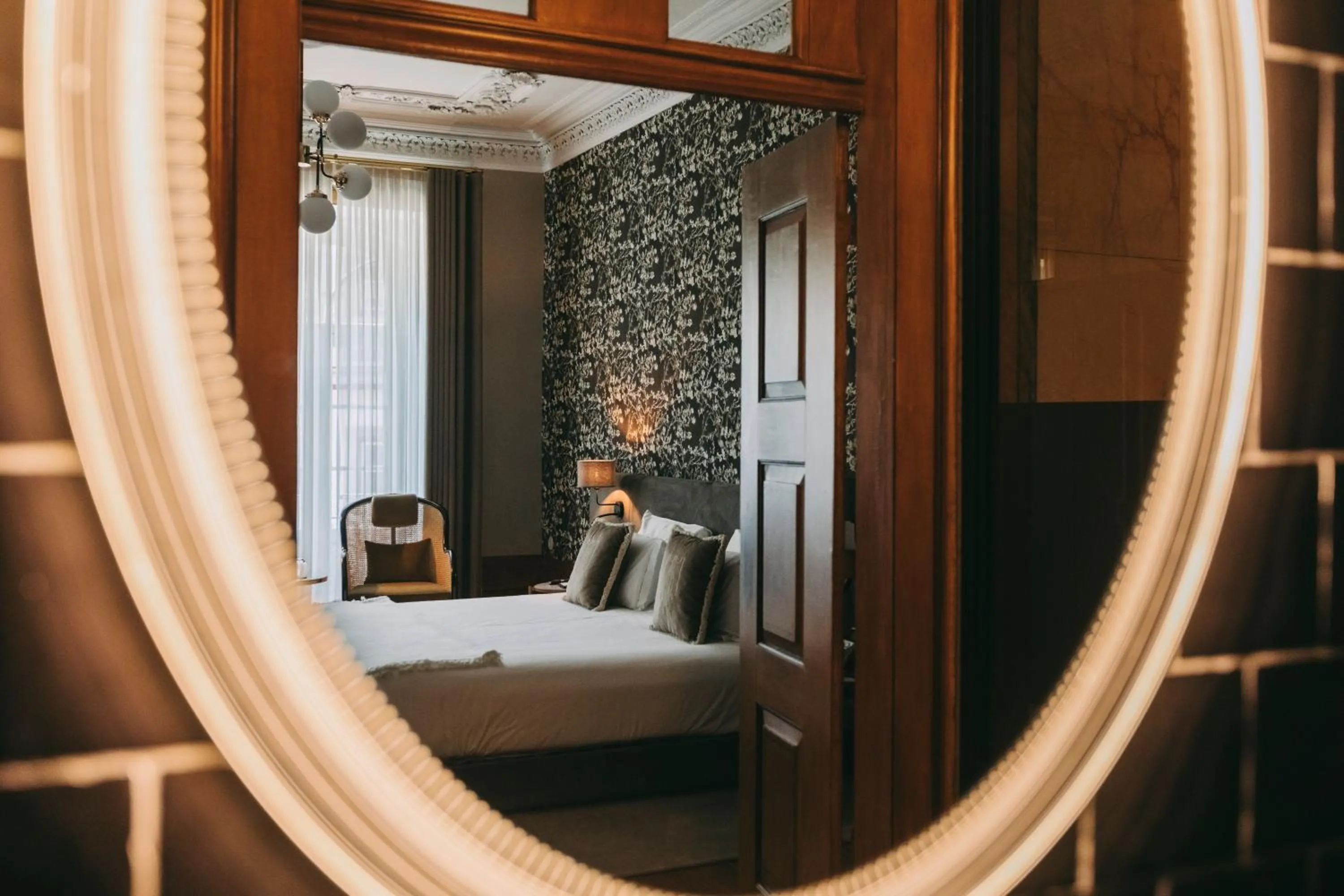 Bed in Torel Royal Court