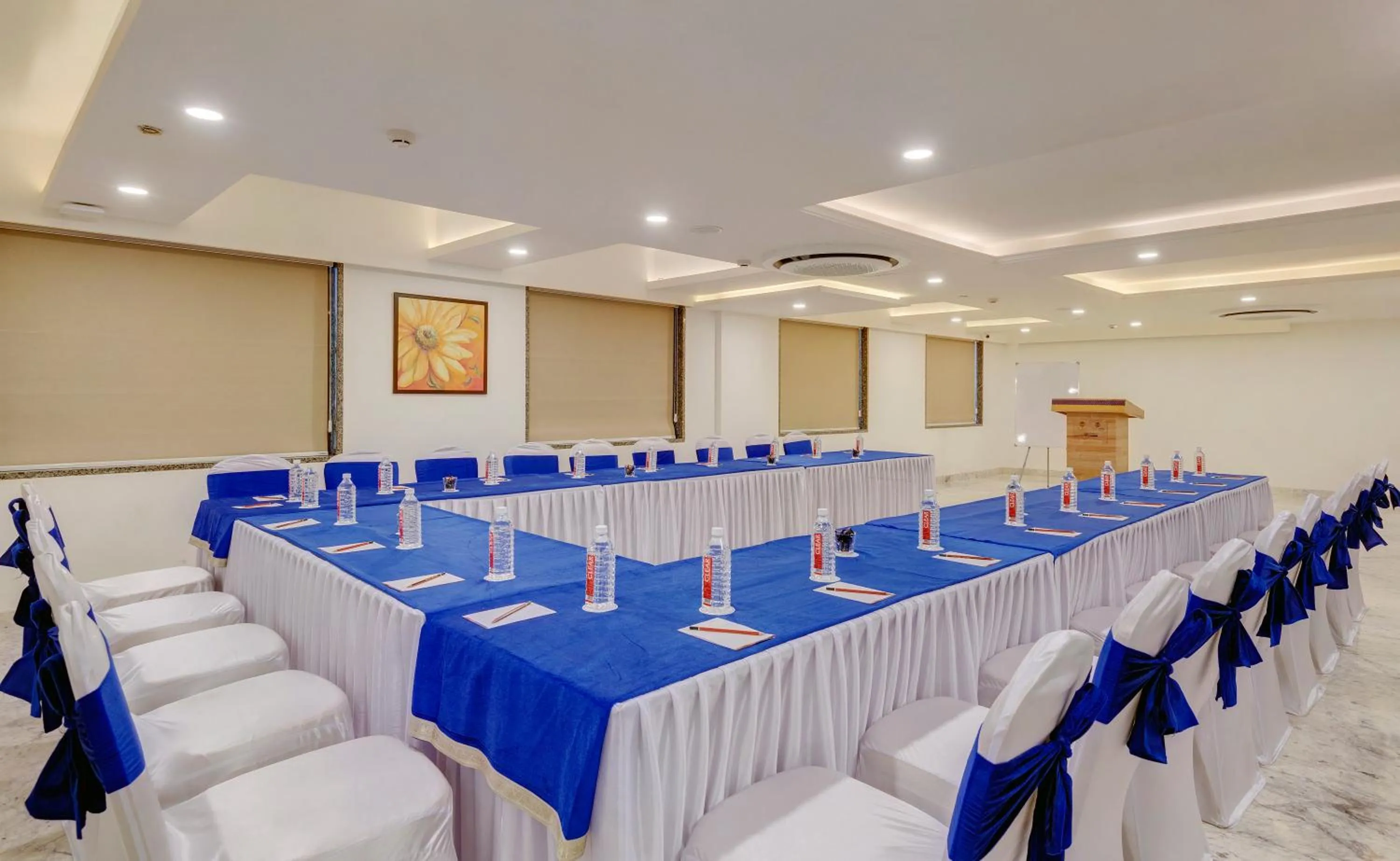 Meeting/conference room in Click Collection Jaipur, Sindhi Camp