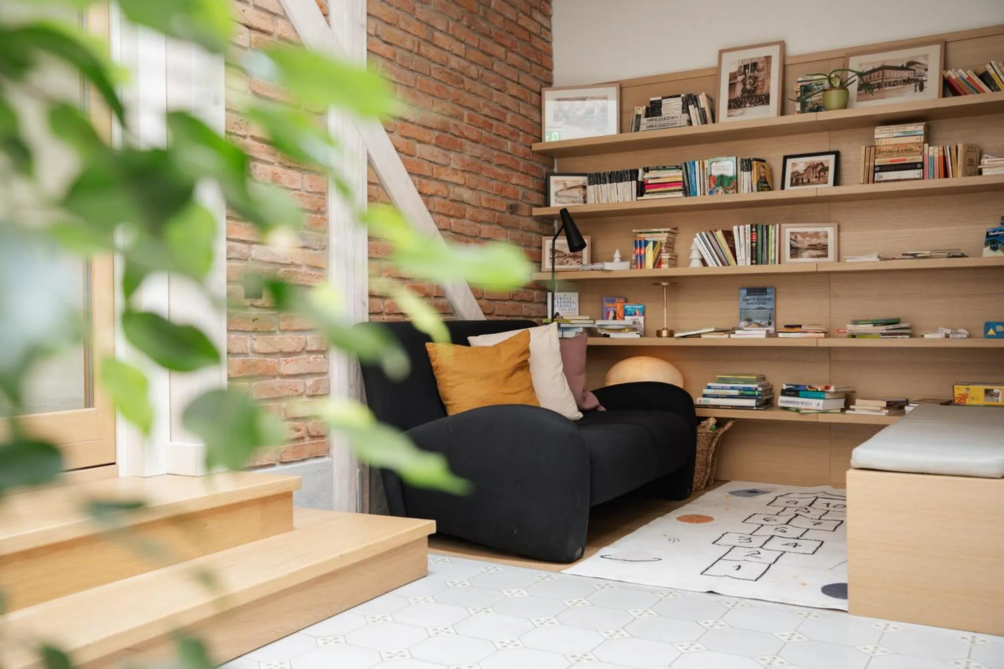 Library in Isabella Boutique Hotel