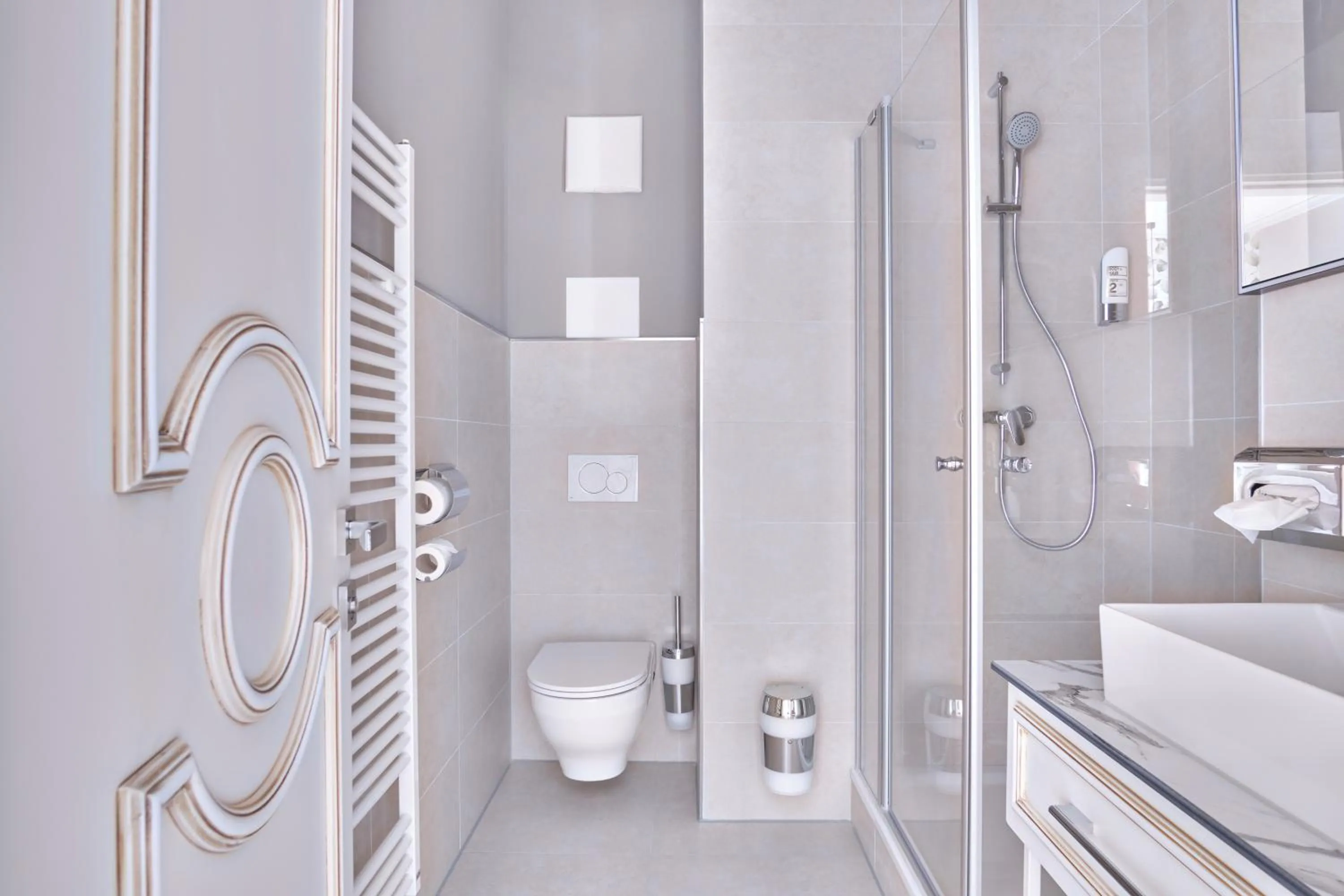 Toilet in The Kepos Hotel Erlangen