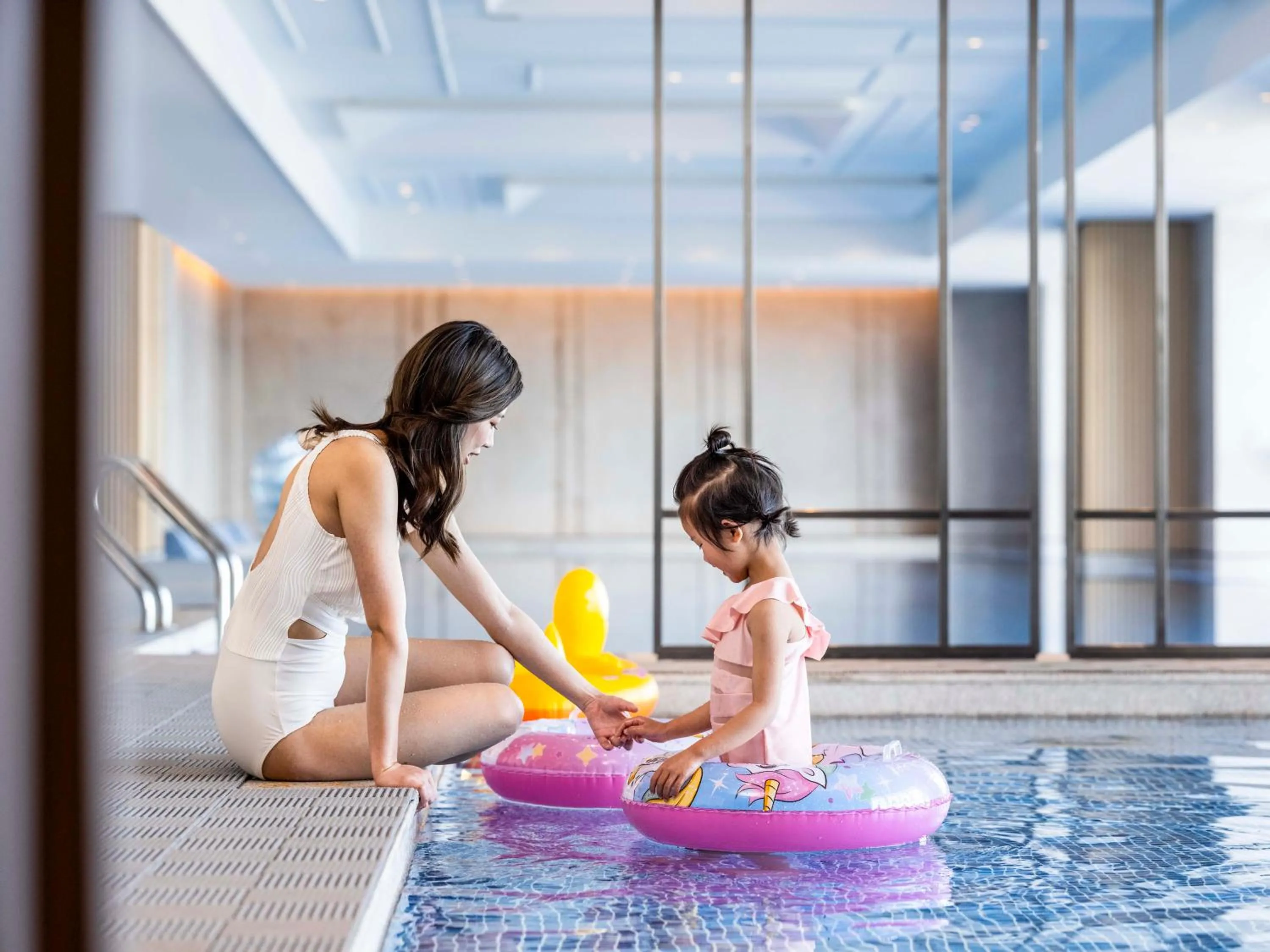 Swimming pool in Pullman Dali