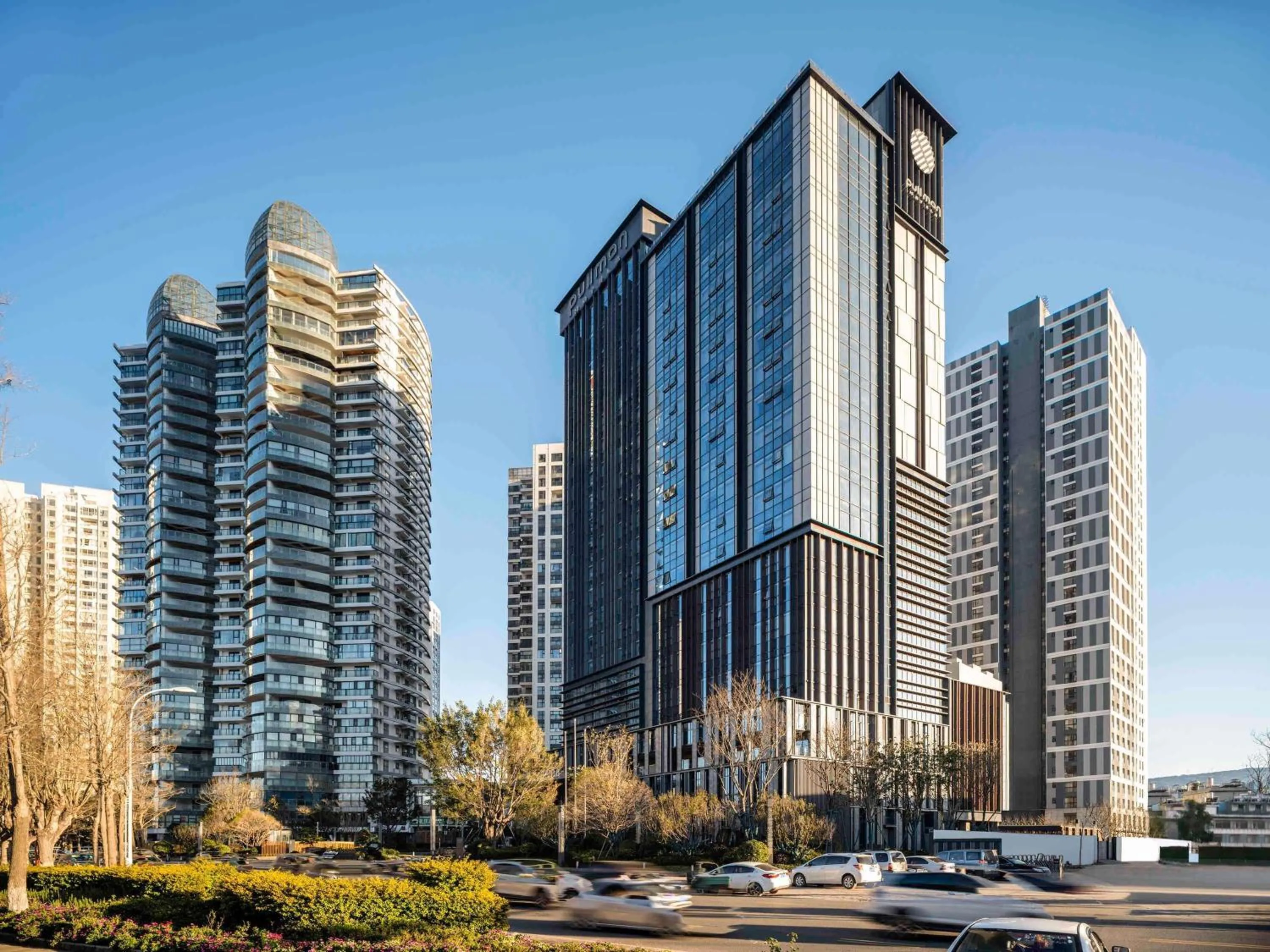 Property building in Pullman Dali