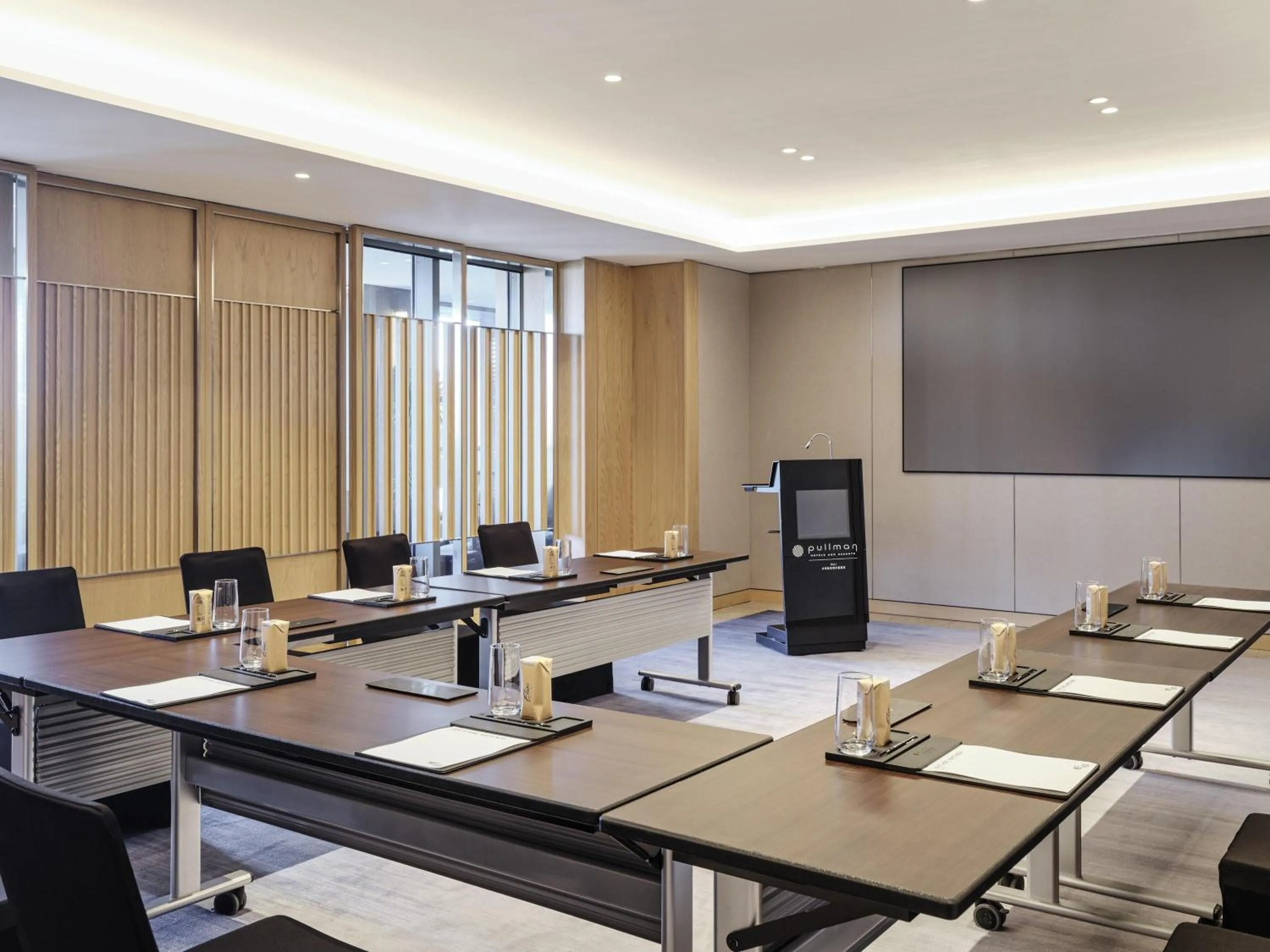 Meeting/conference room in Pullman Dali