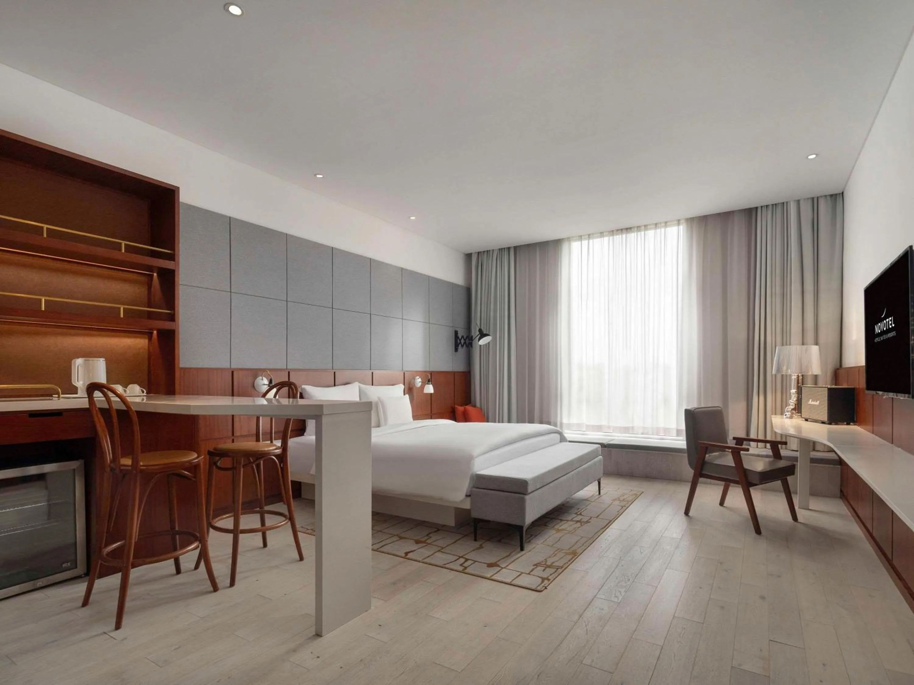 Bedroom in Novotel Shanghai Hongqiao Exhibition