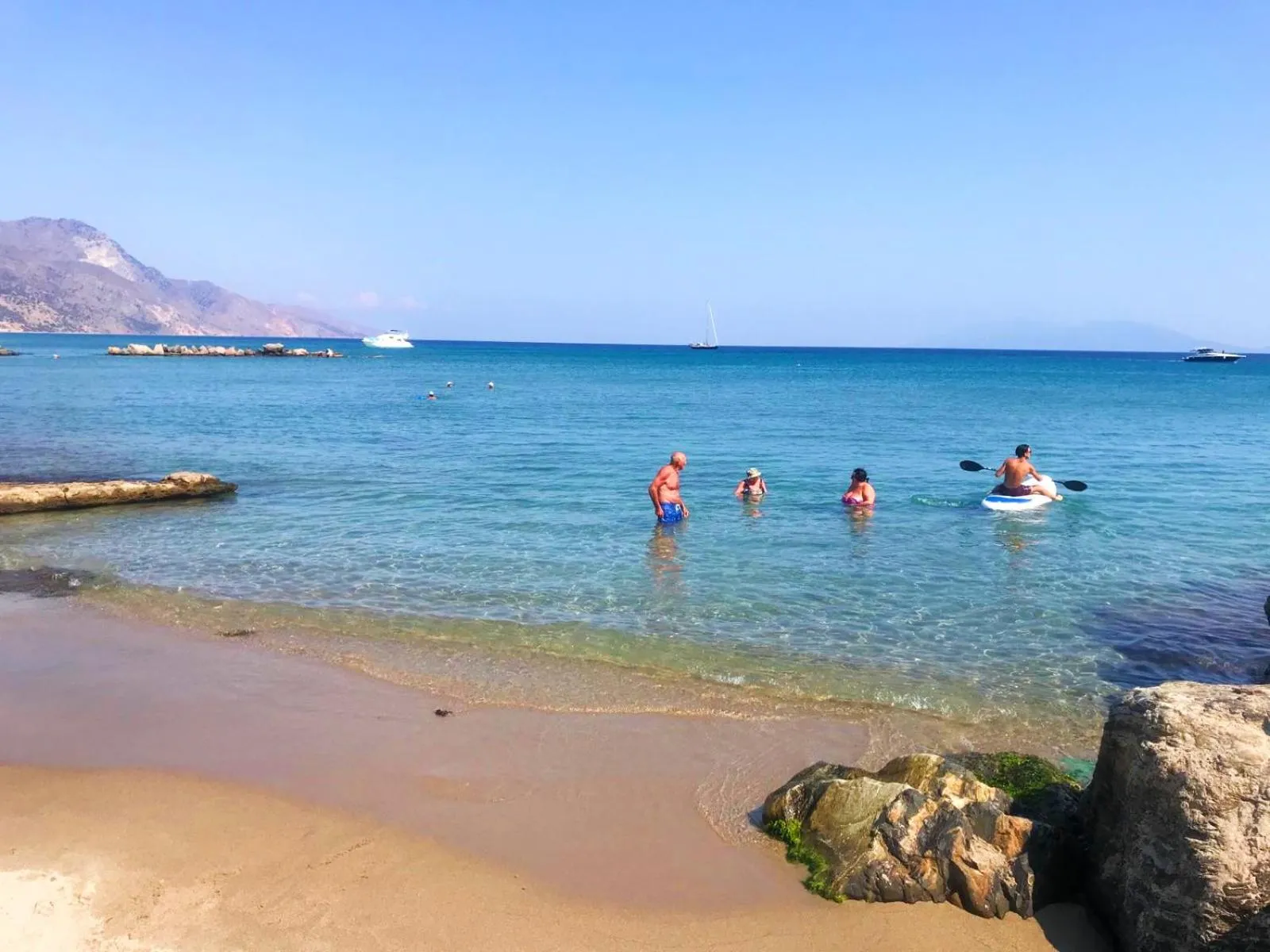 Beach in Cabana Blu Hotel & Suites