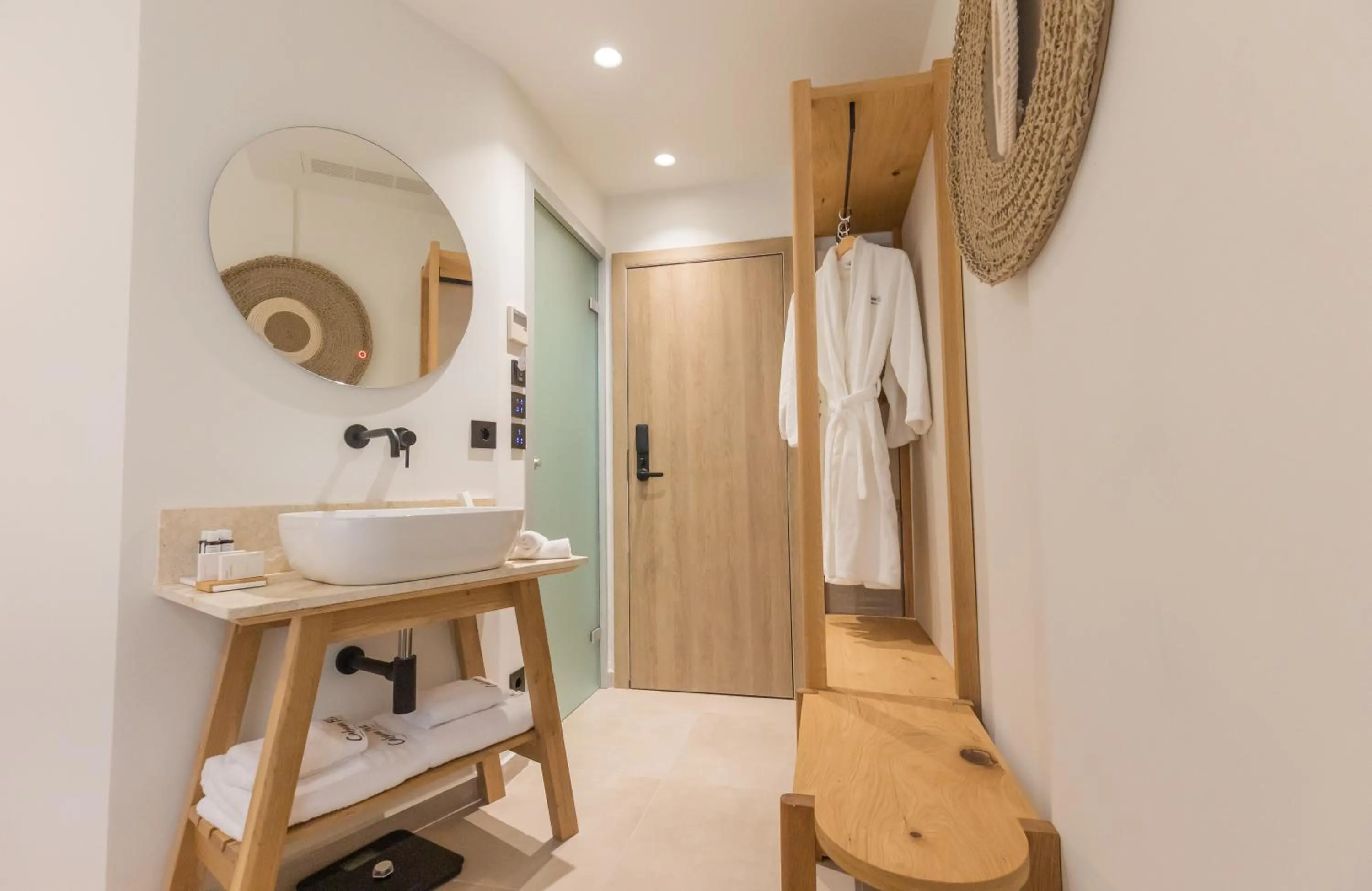 Bathroom in Cabana Blu Hotel & Suites