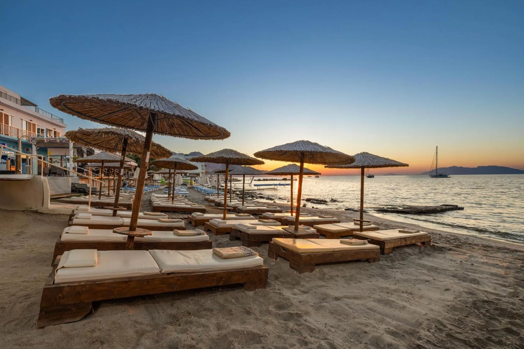 Beach in Cabana Blu Hotel & Suites