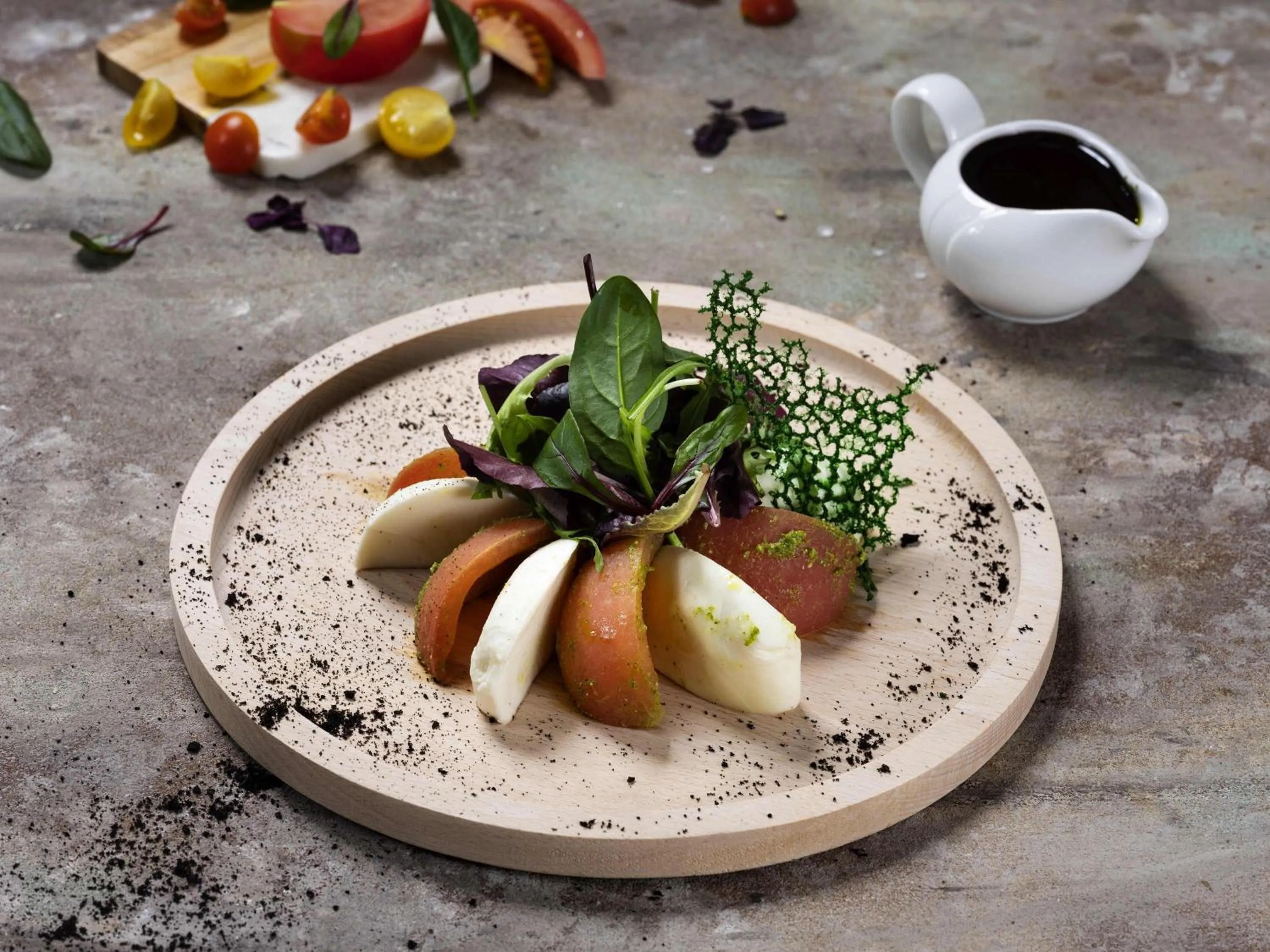 Restaurant/places to eat in Movenpick Hotel and Residences Riyadh