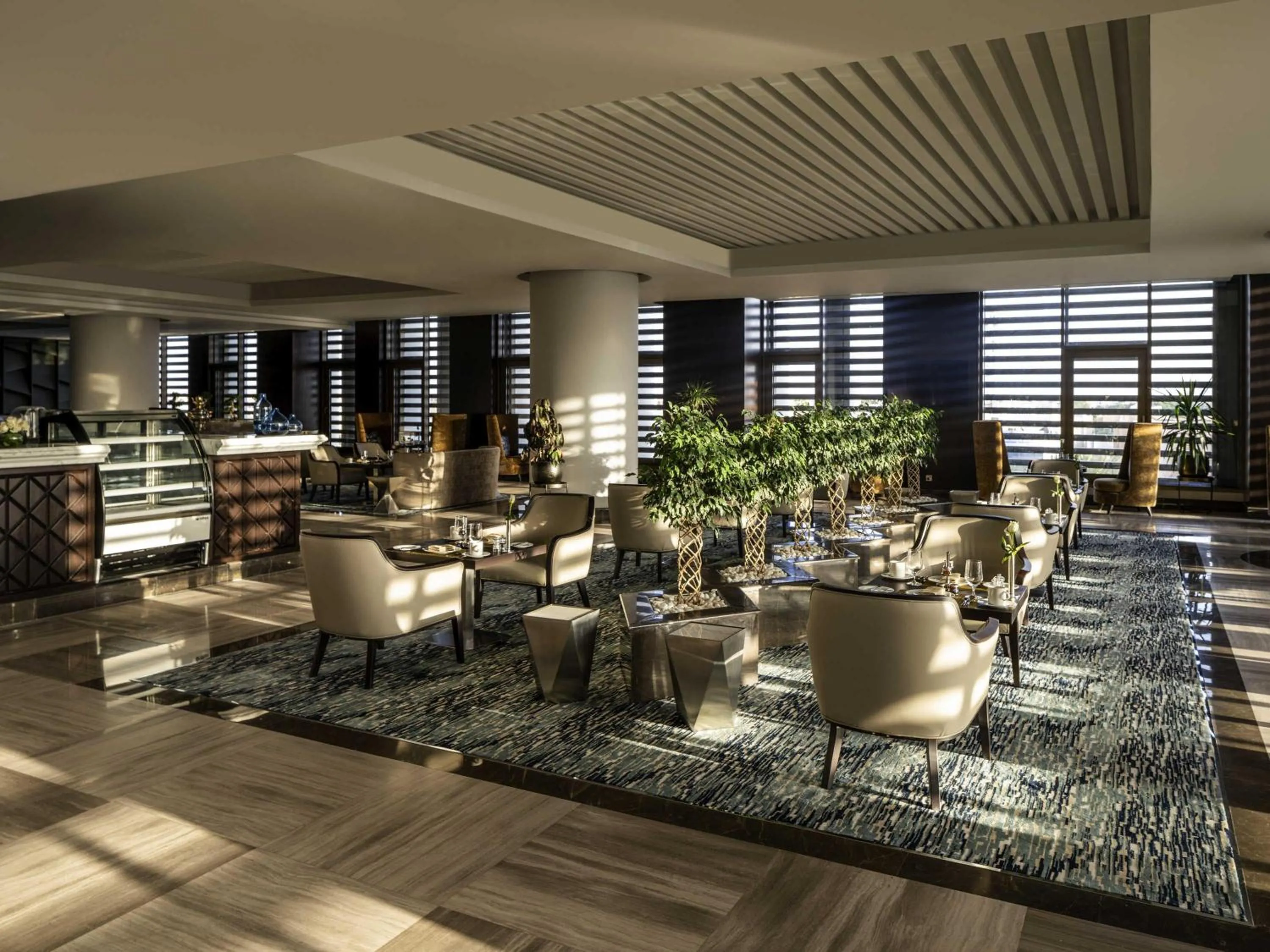 Restaurant/places to eat in Movenpick Hotel and Residences Riyadh