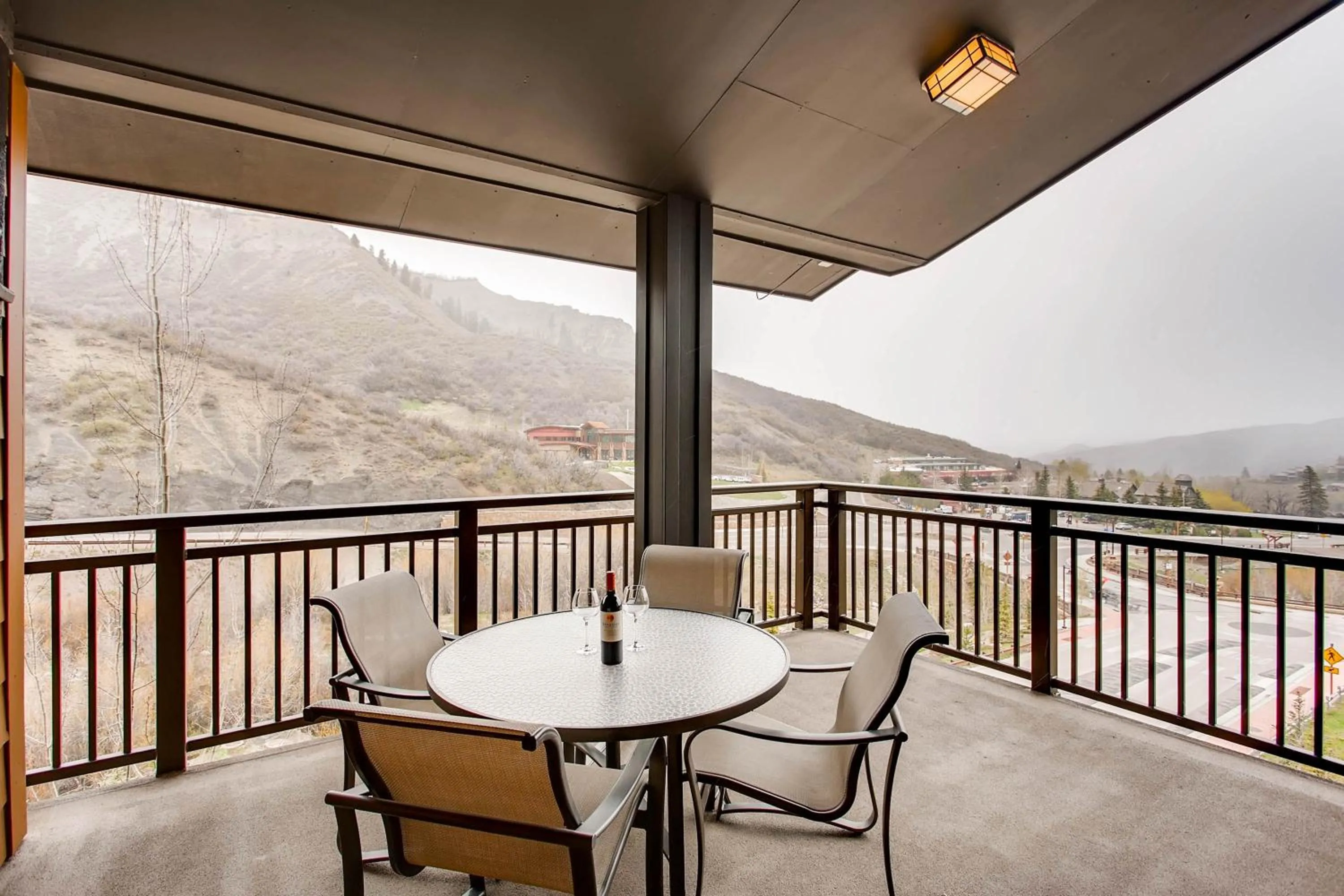 Balcony/Terrace in Capitol Peak Lodge, a Destination by Hyatt Residence