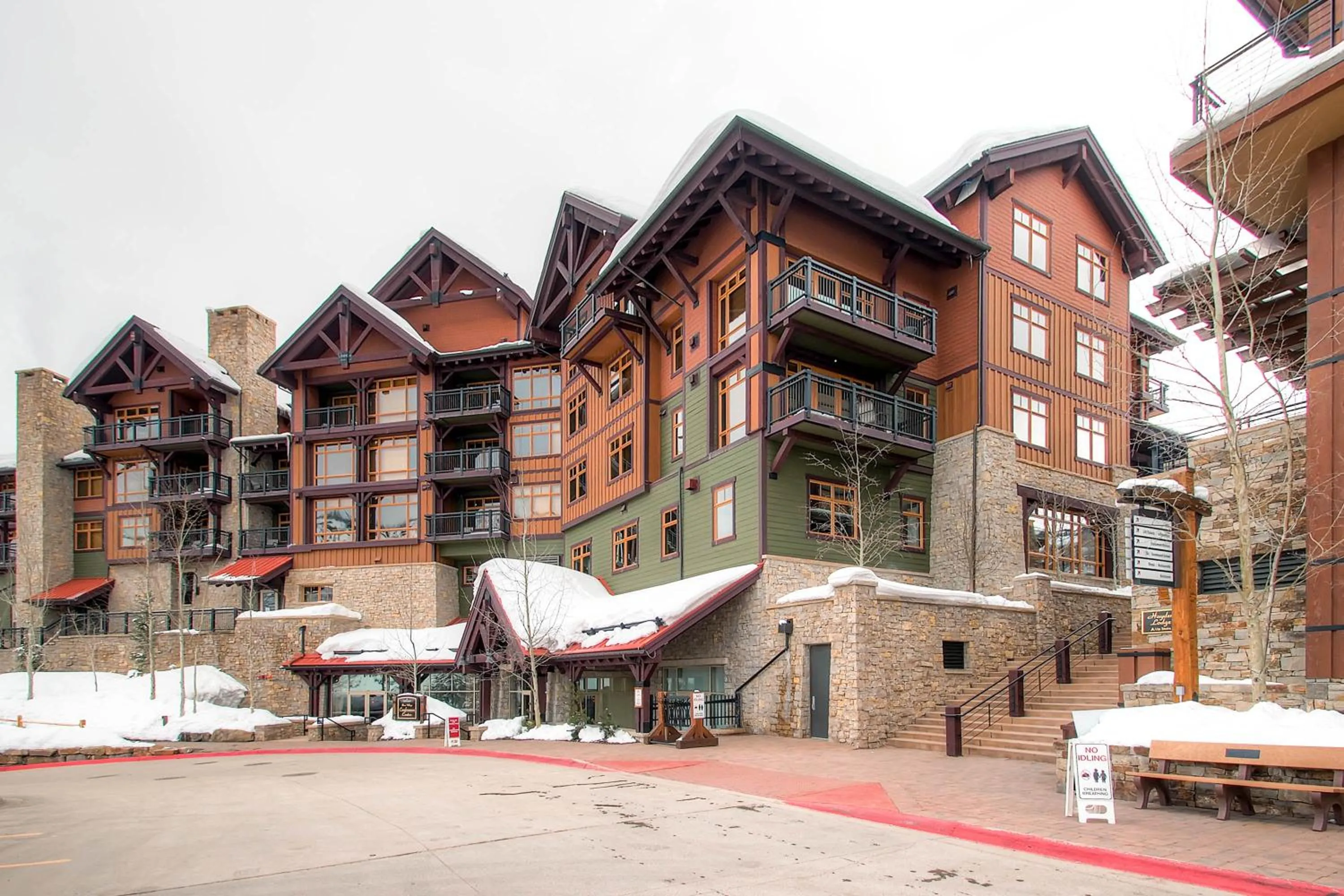 Property Building in Capitol Peak Lodge, a Destination by Hyatt Residence