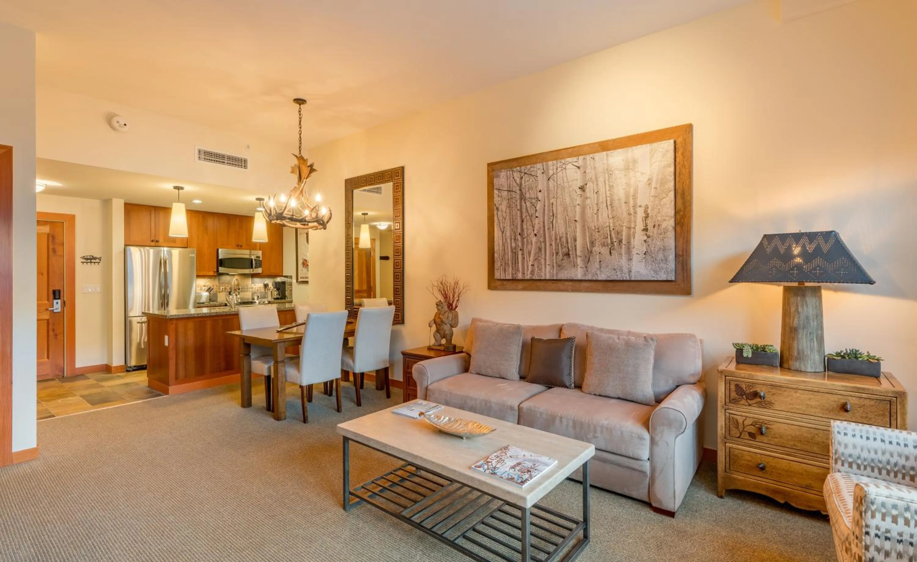 Living room, Seating Area in Capitol Peak Lodge, a Destination by Hyatt Residence