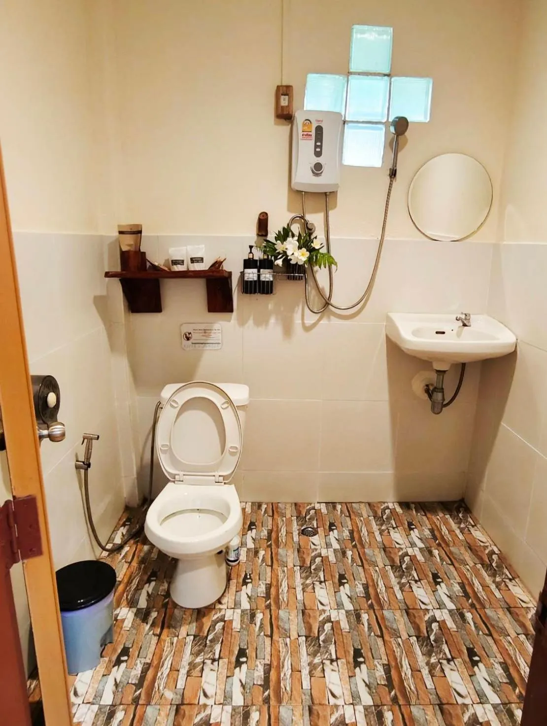 Khao Sok River & Jungle Resort