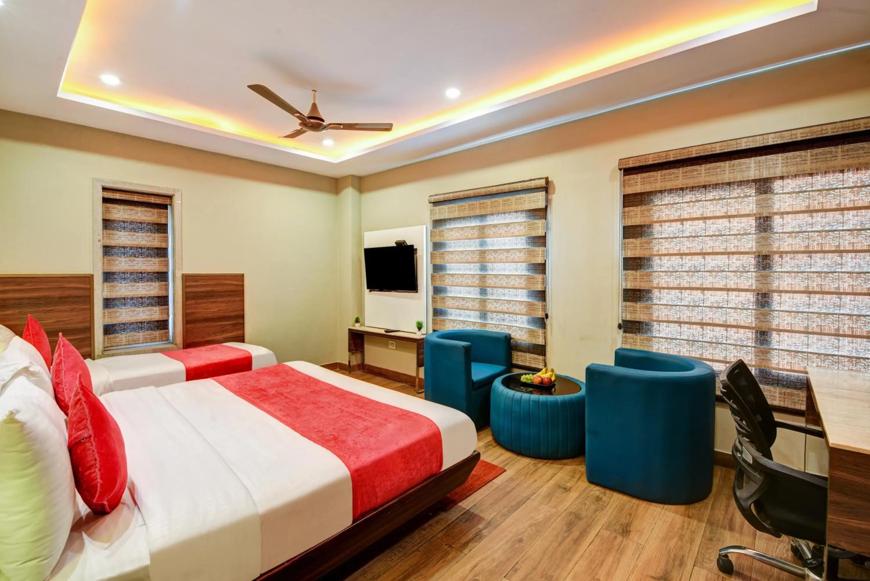 Bed in The IVY Grand Hotel - 5 Minutes from Connaught Place and New Delhi Railway Station With Free Secured Parking