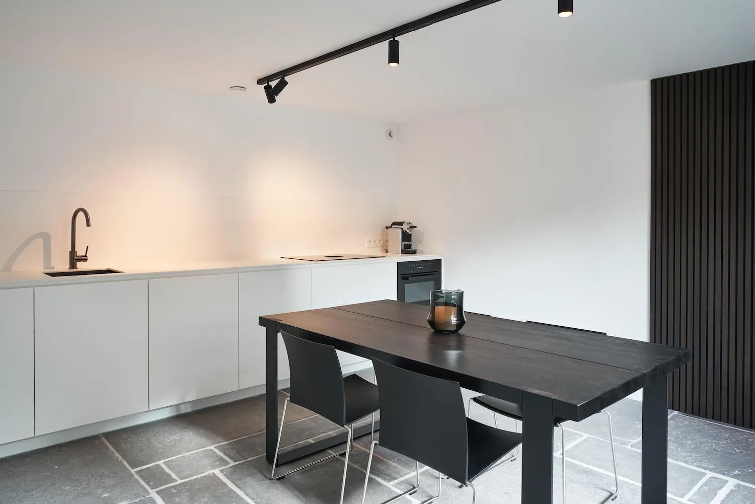 Dining area in Moleneinde 10