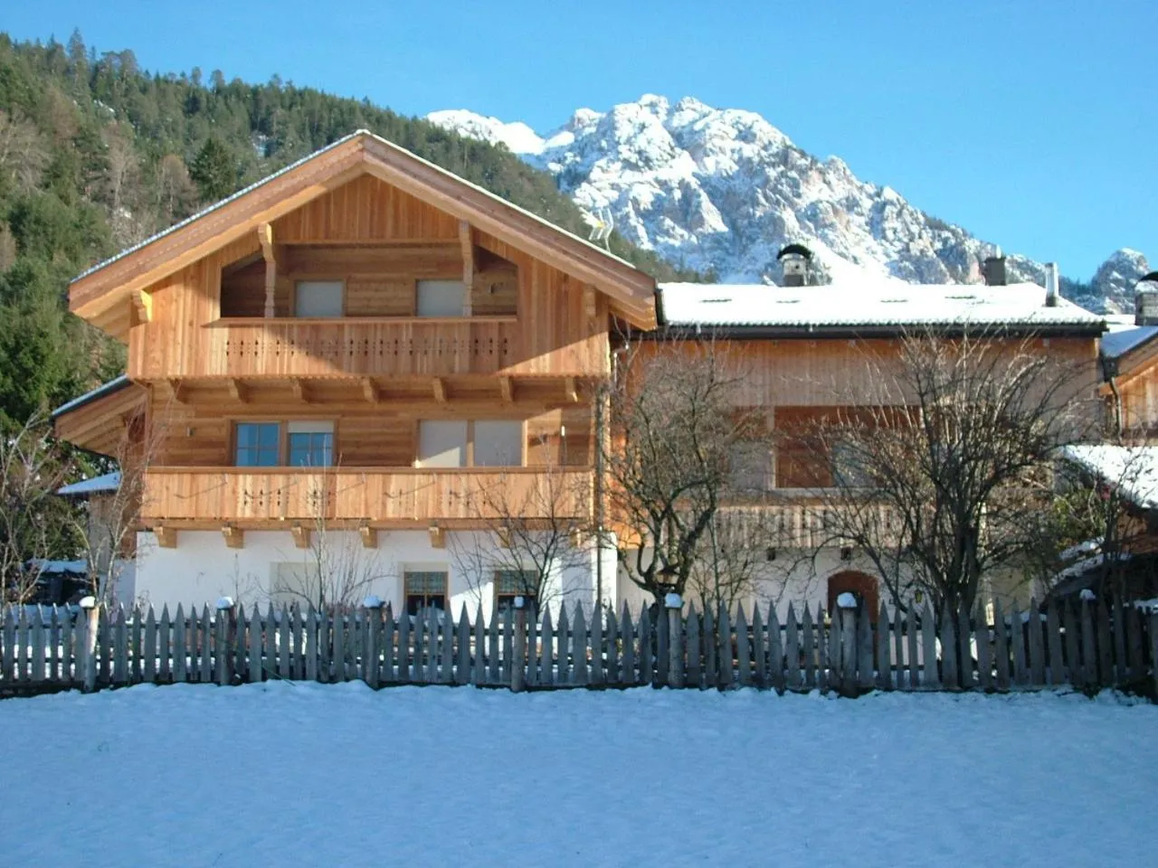 Facade/entrance in B&B Ciasa Brüscia