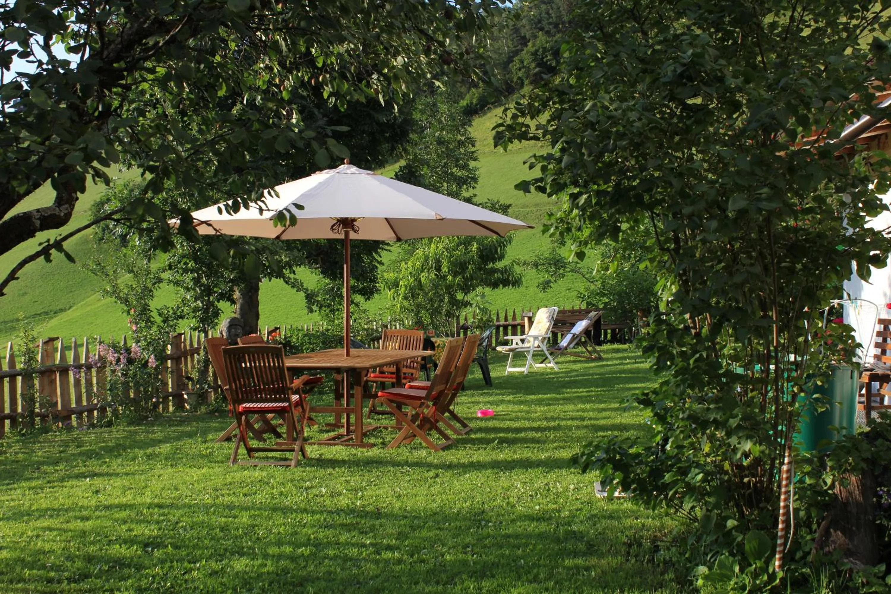 Garden in B&B Ciasa Brüscia