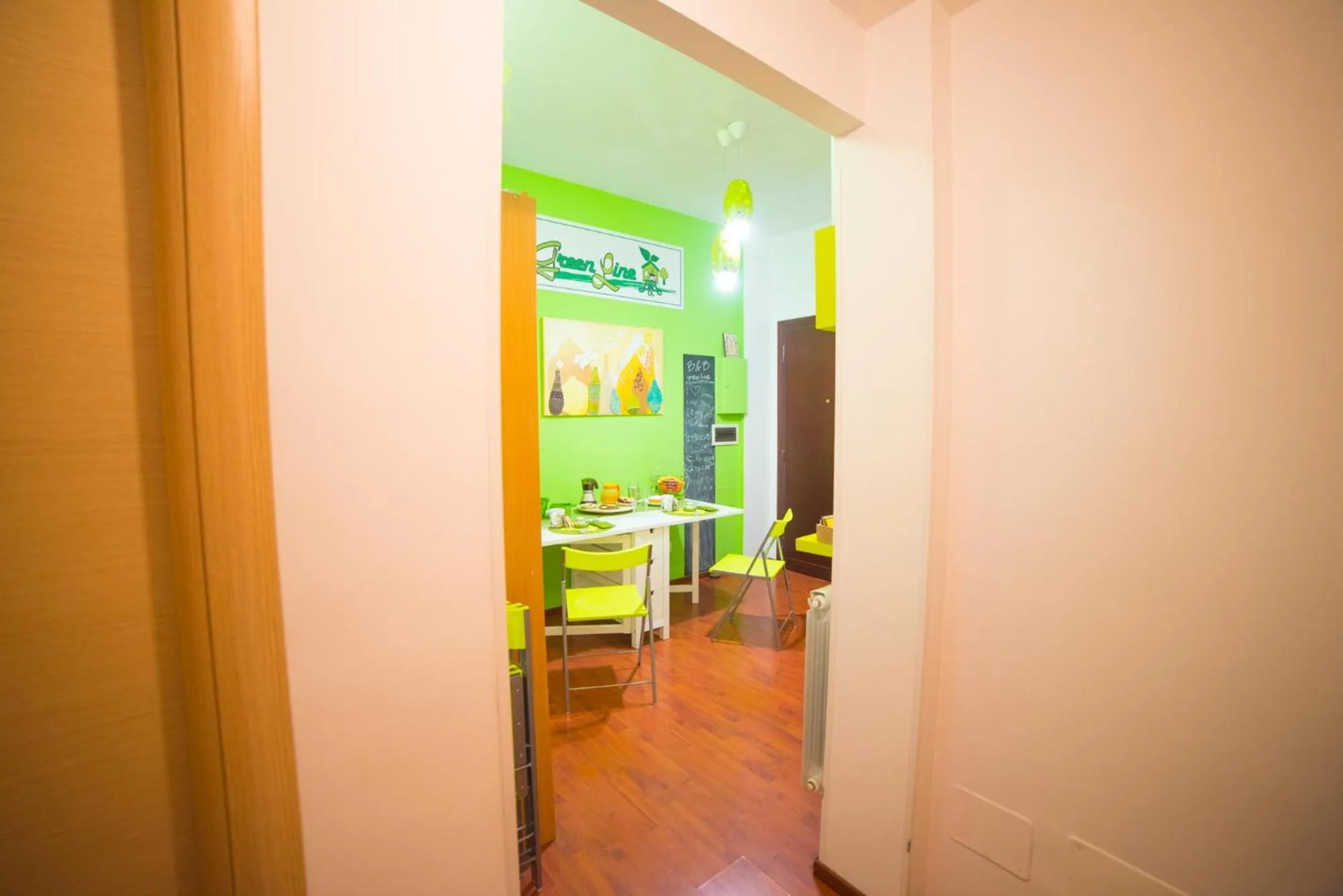 Coffee/tea facilities in Green Line