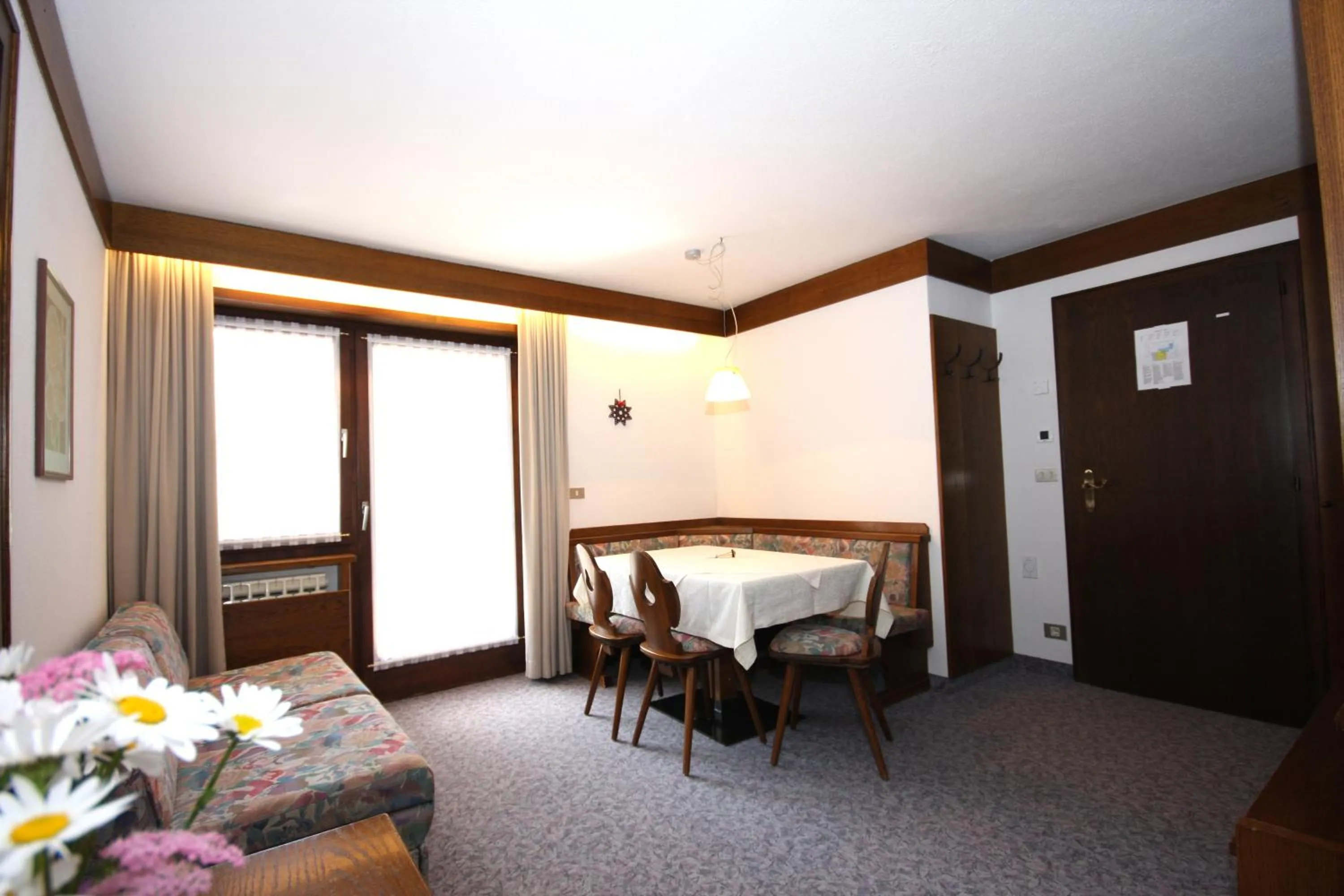 Photo of the whole room in Apartments Residence Alta Badia