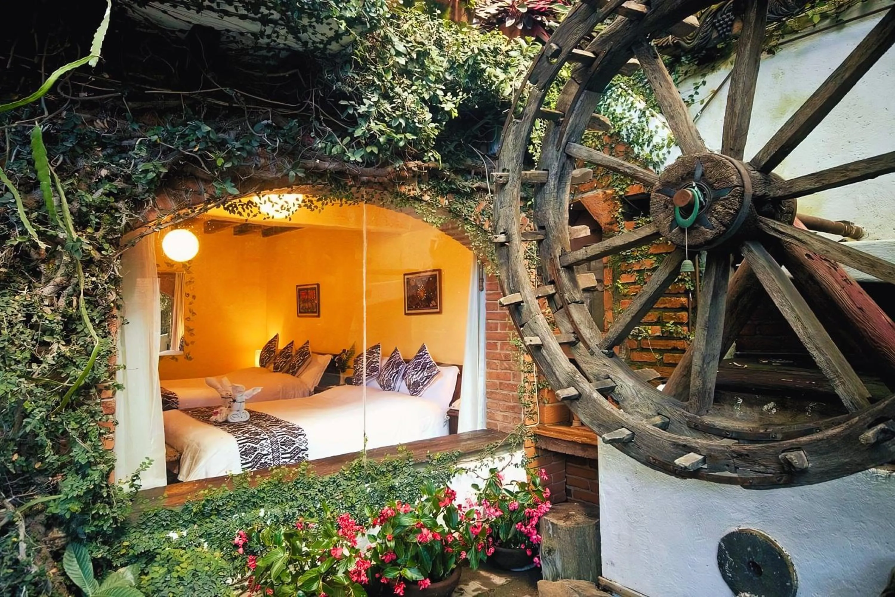 Bed in Mesón De Leyendas Breakfast & Downtown