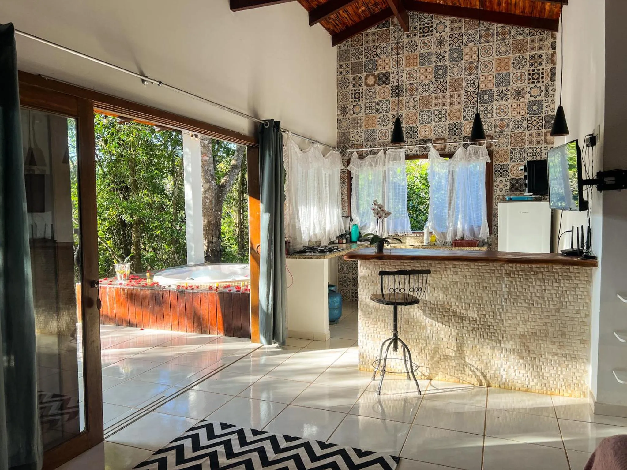 Kitchen or kitchenette in Chalés Pura Vida