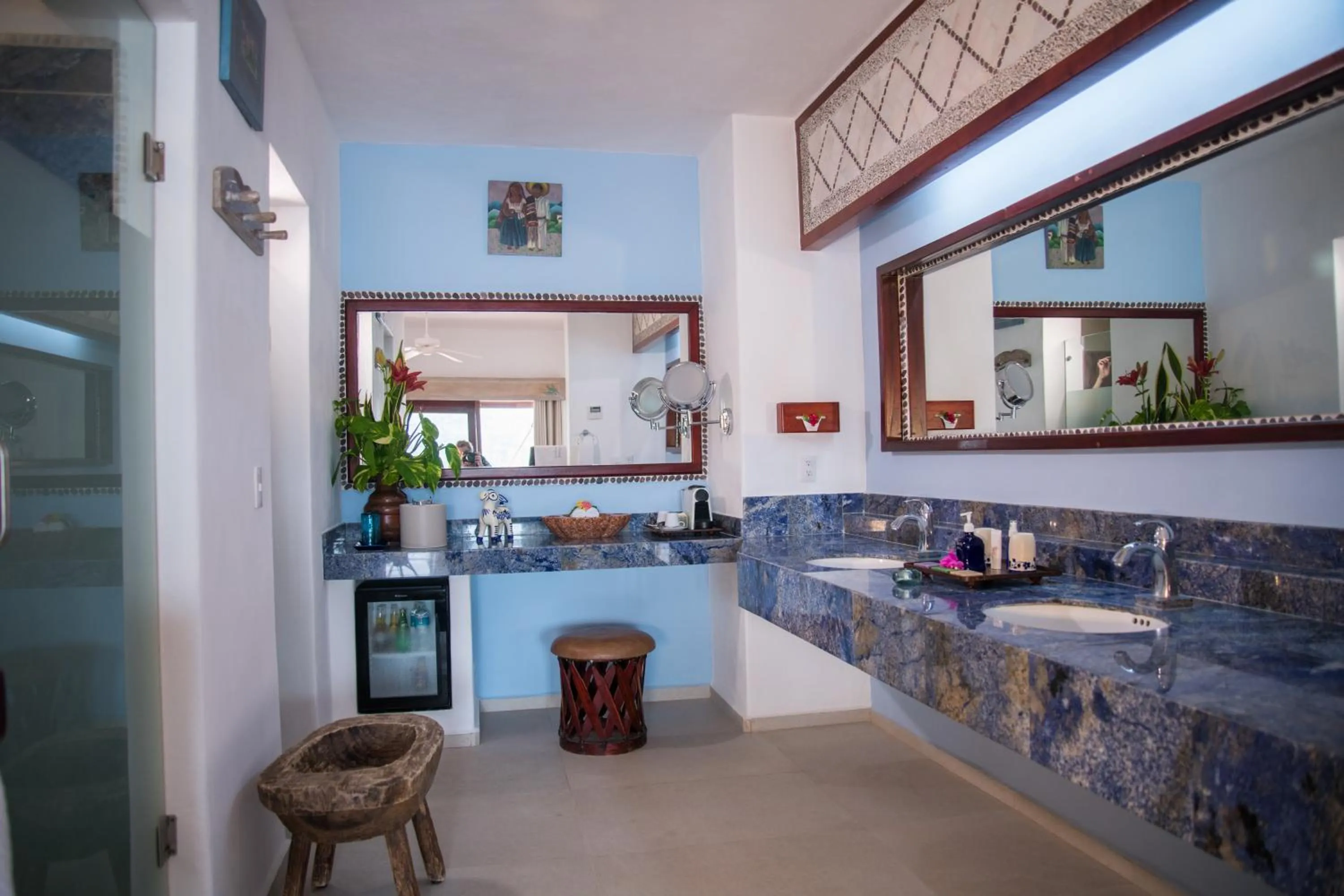 Bathroom in La Casa Que Canta