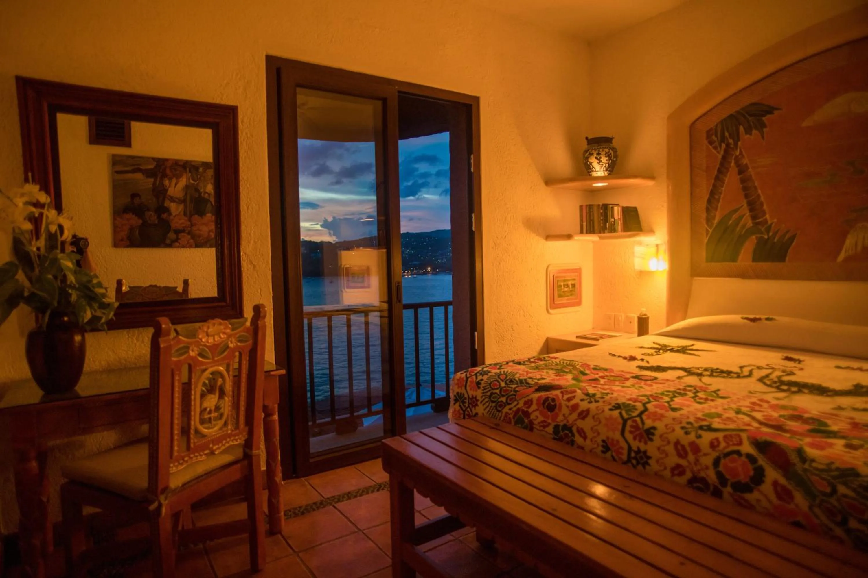 Photo of the whole room, Bed in La Casa Que Canta