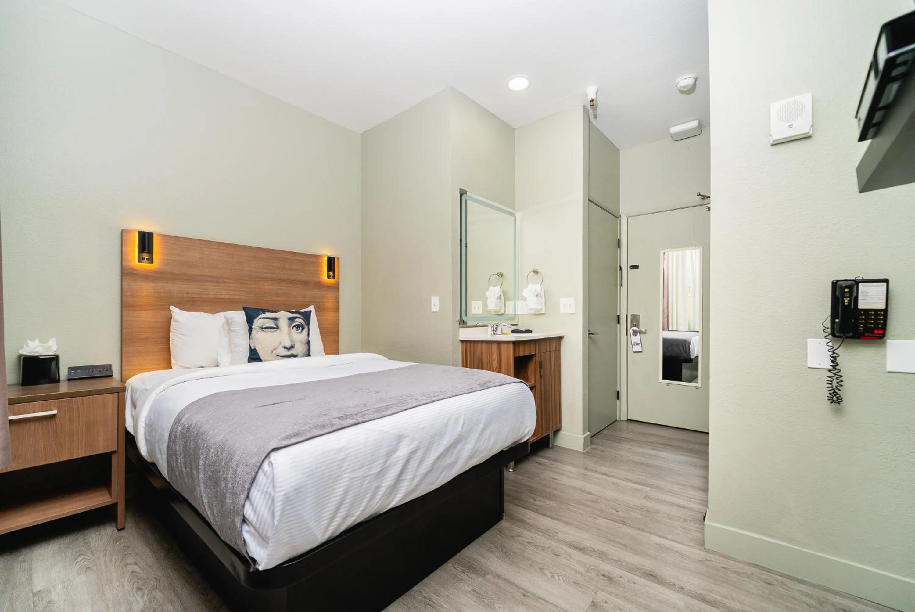 Photo of the whole room, Bed in Urban Boutique Hotel- Little Italy, Downtown San Diego