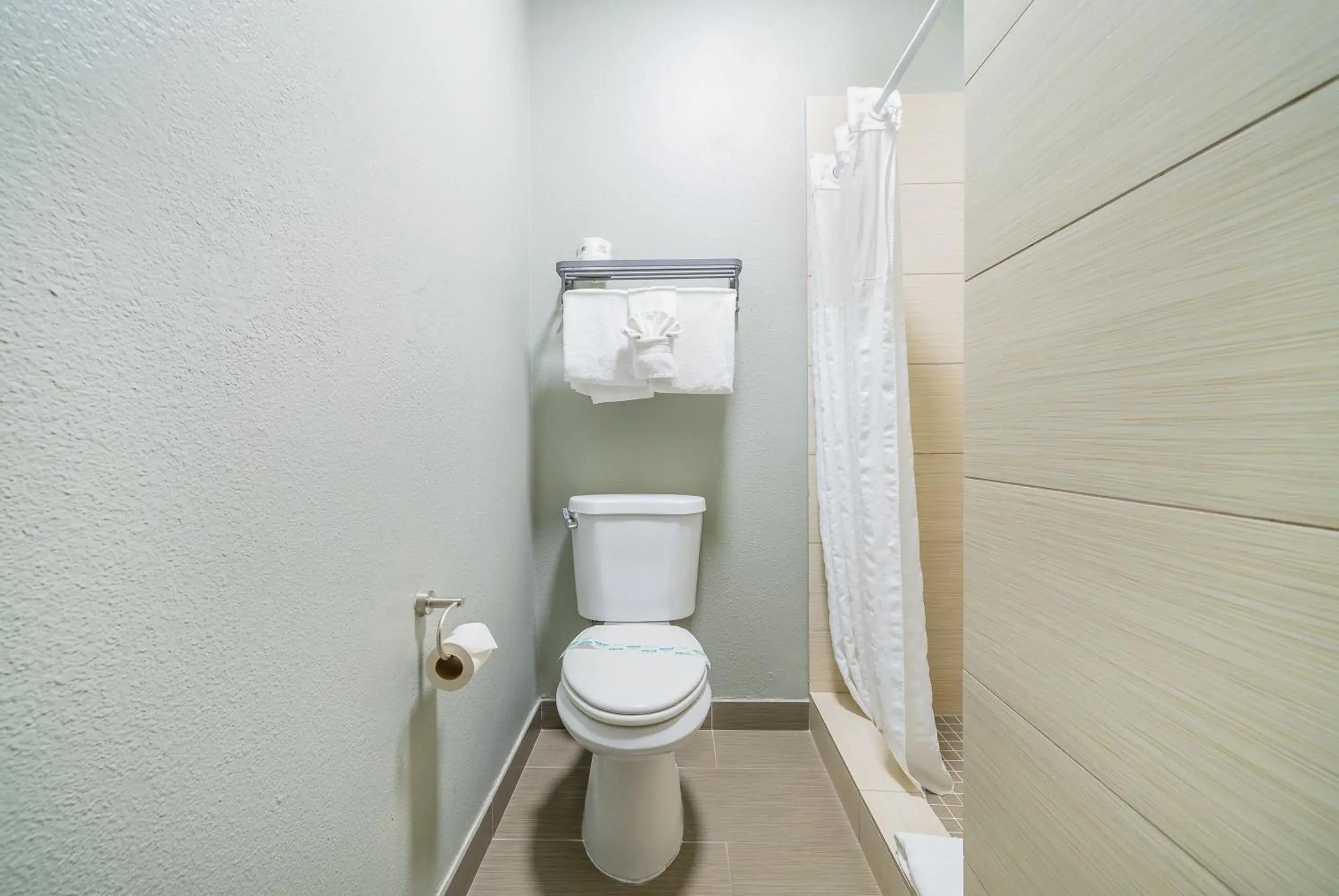 King Room - Non-Smoking in Urban Boutique Hotel- Little Italy, Downtown San Diego King Room - Non-Smoking in Urban Boutique Hotel- Little Italy, Downtown San Diego