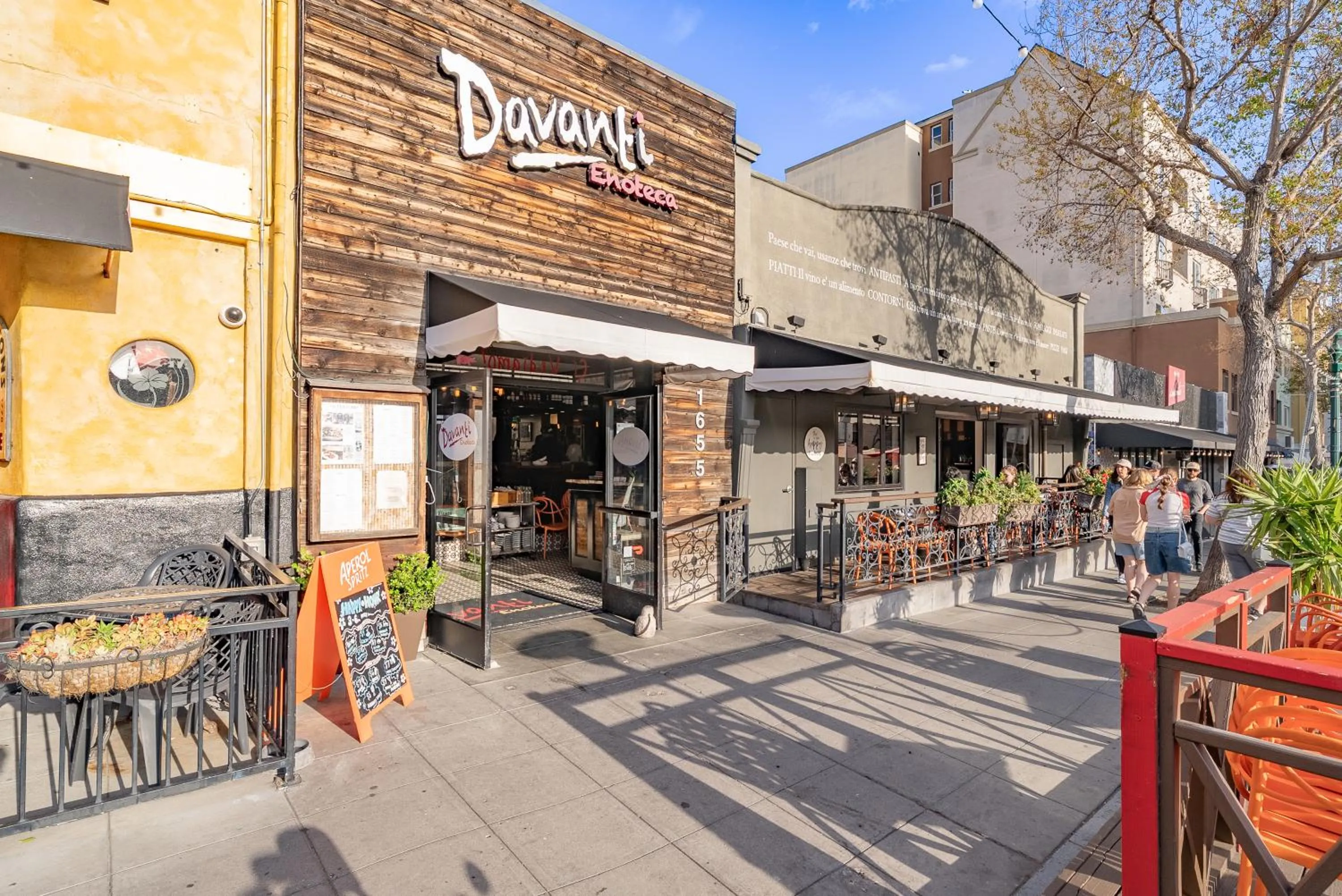 Restaurant/places to eat in Urban Boutique Hotel- Little Italy, Downtown San Diego