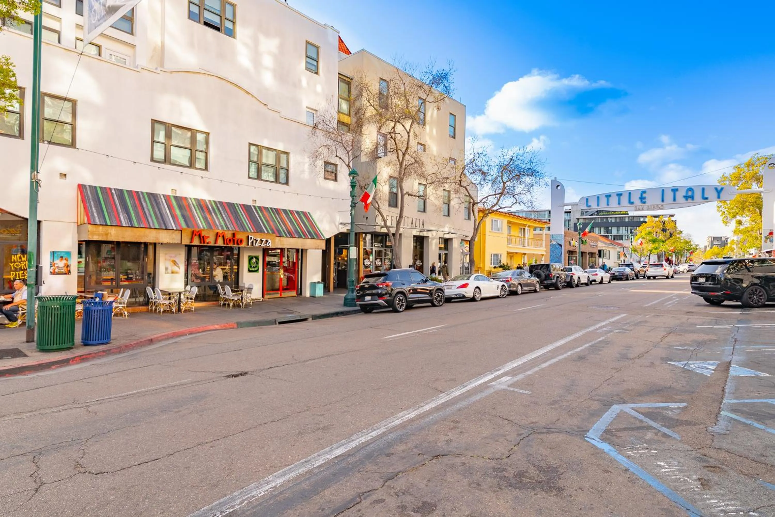 Location in Urban Boutique Hotel- Little Italy, Downtown San Diego