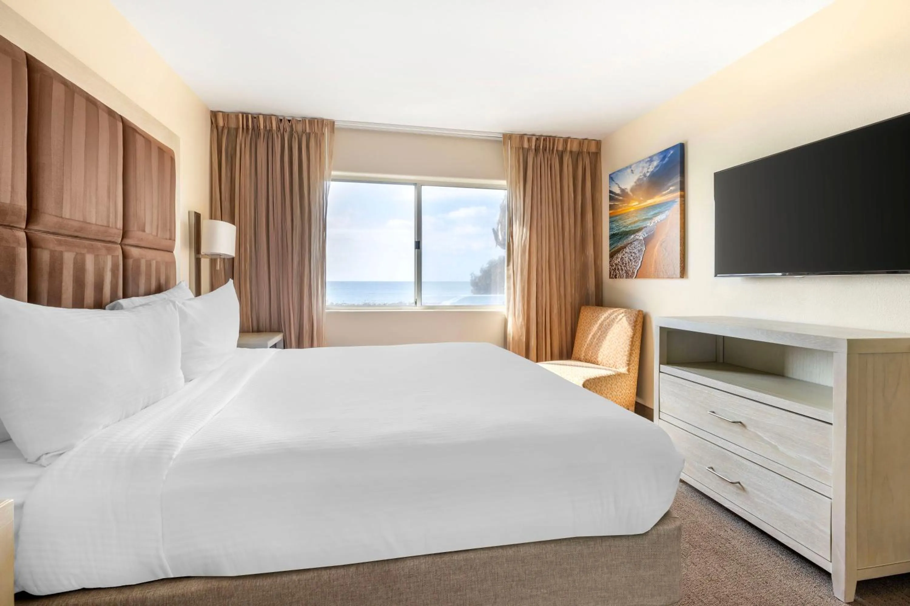 Bed in Hilton Vacation Club Riviera Beach & Shores