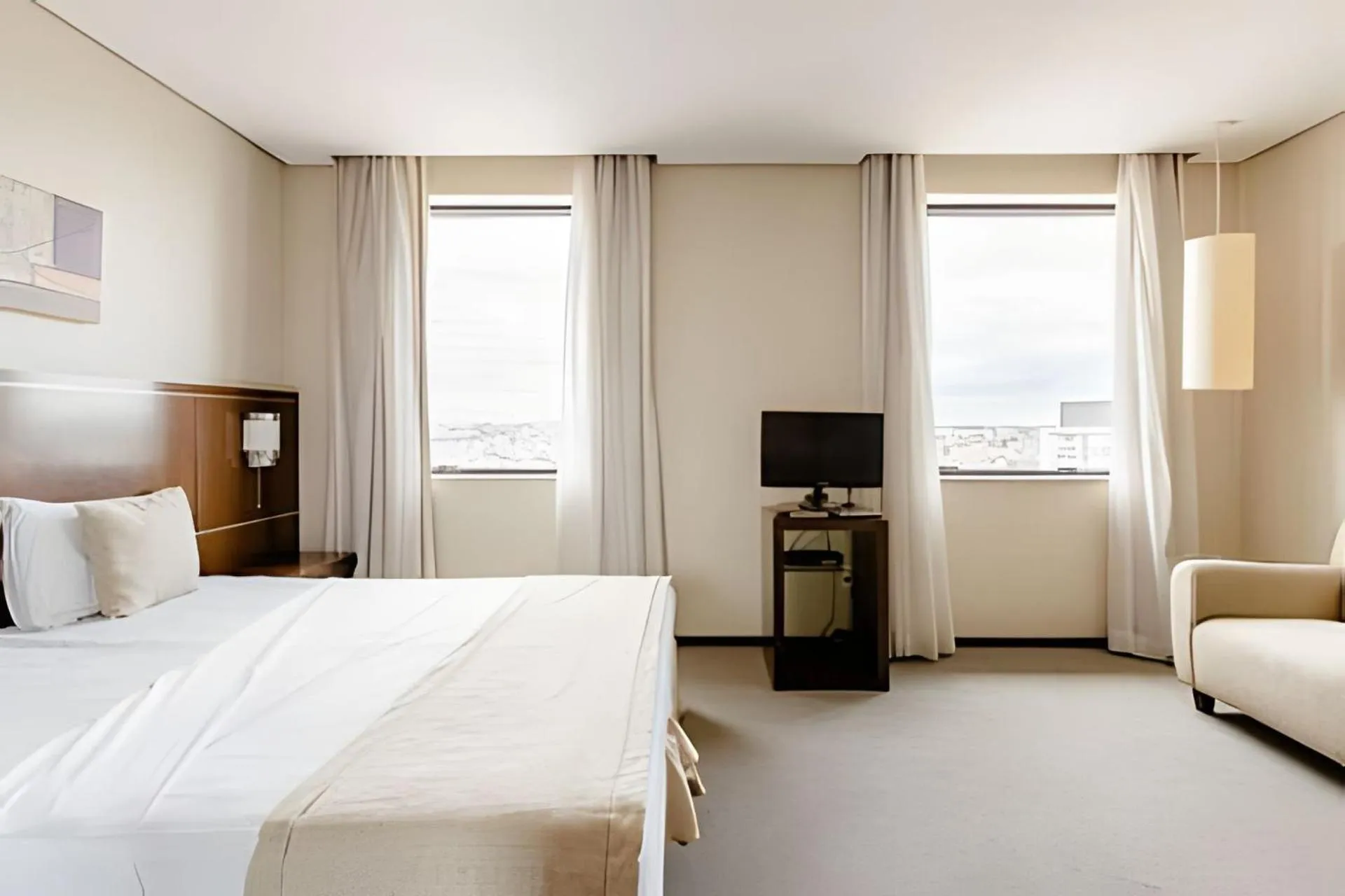 Bedroom, Bed in Hospedez - Flat Osasco Trade Center