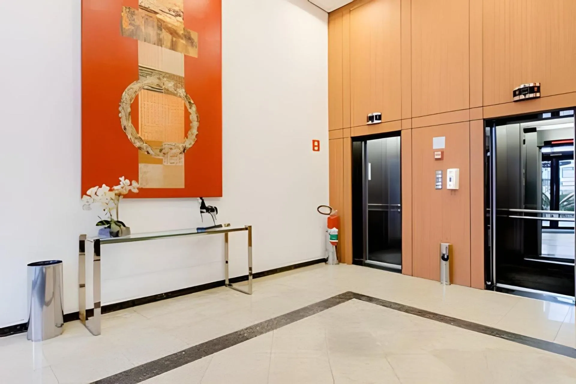 Property building in Hospedez - Flat Osasco Trade Center