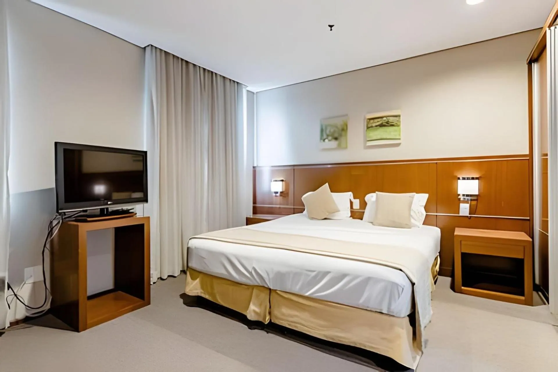 Bedroom, Bed in Hospedez - Flat Osasco Trade Center