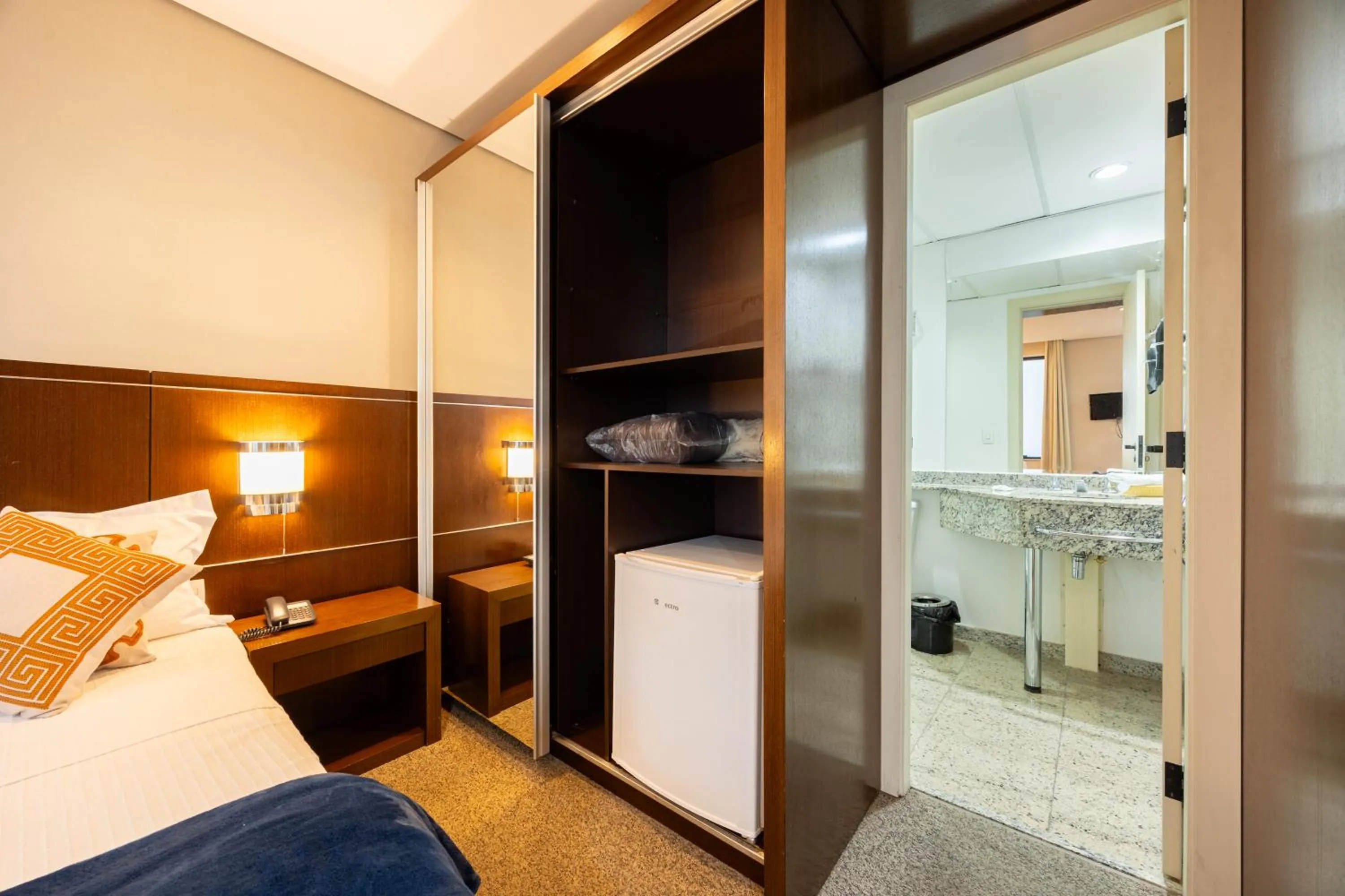 Bed in Hospedez - Flat Osasco Trade Center