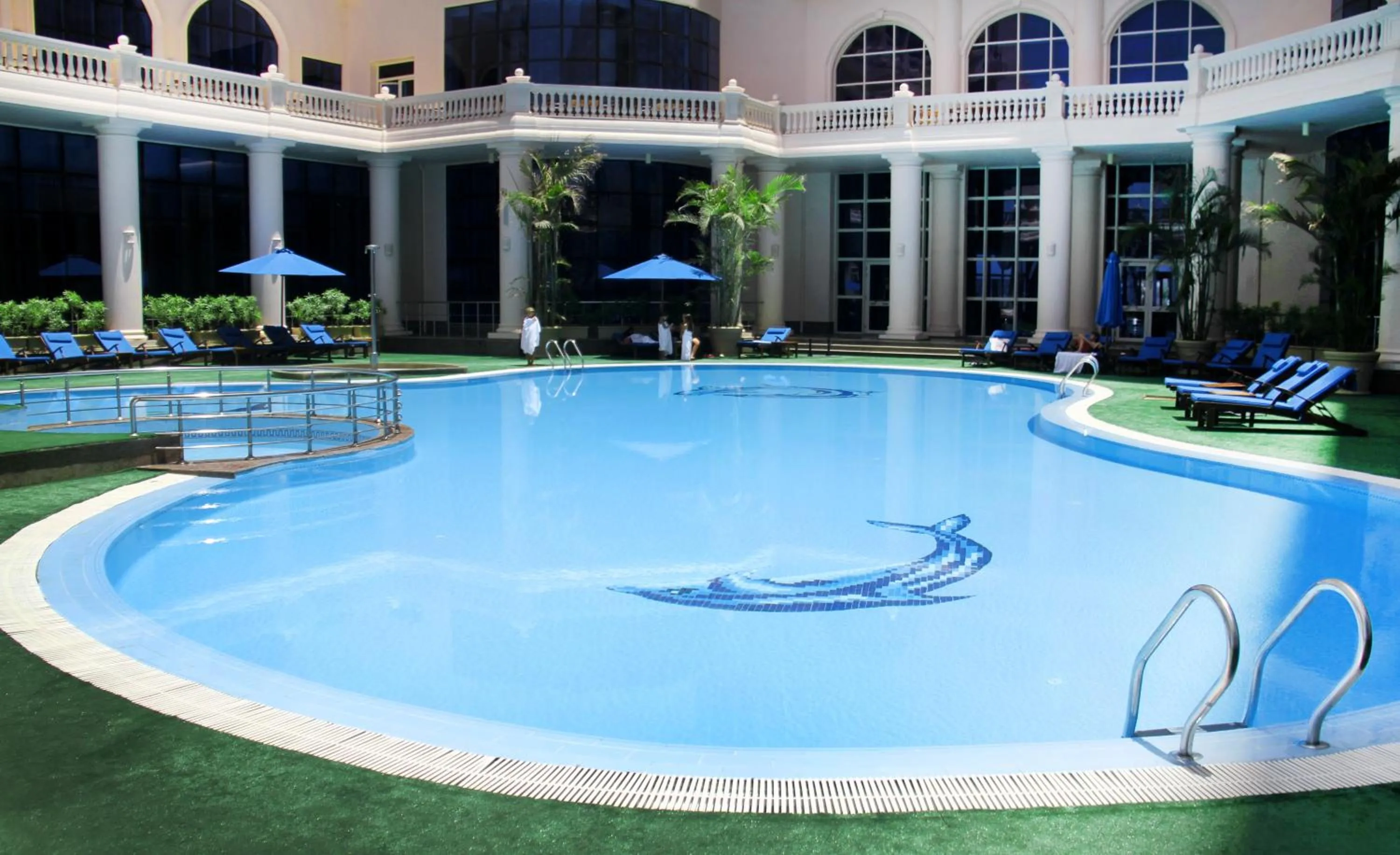 Swimming pool in Tolip Hotel Alexandria