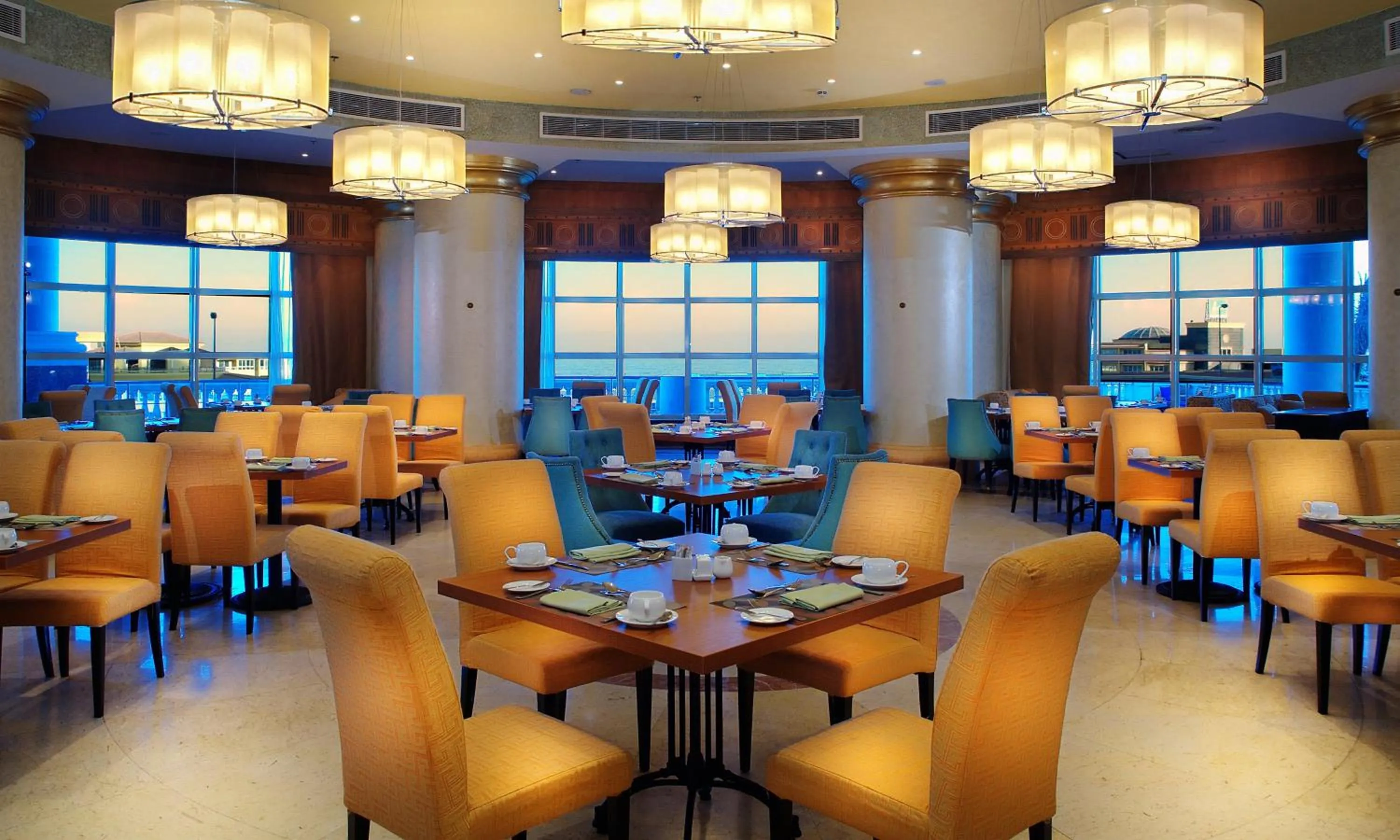 Restaurant/places to eat in Tolip Hotel Alexandria